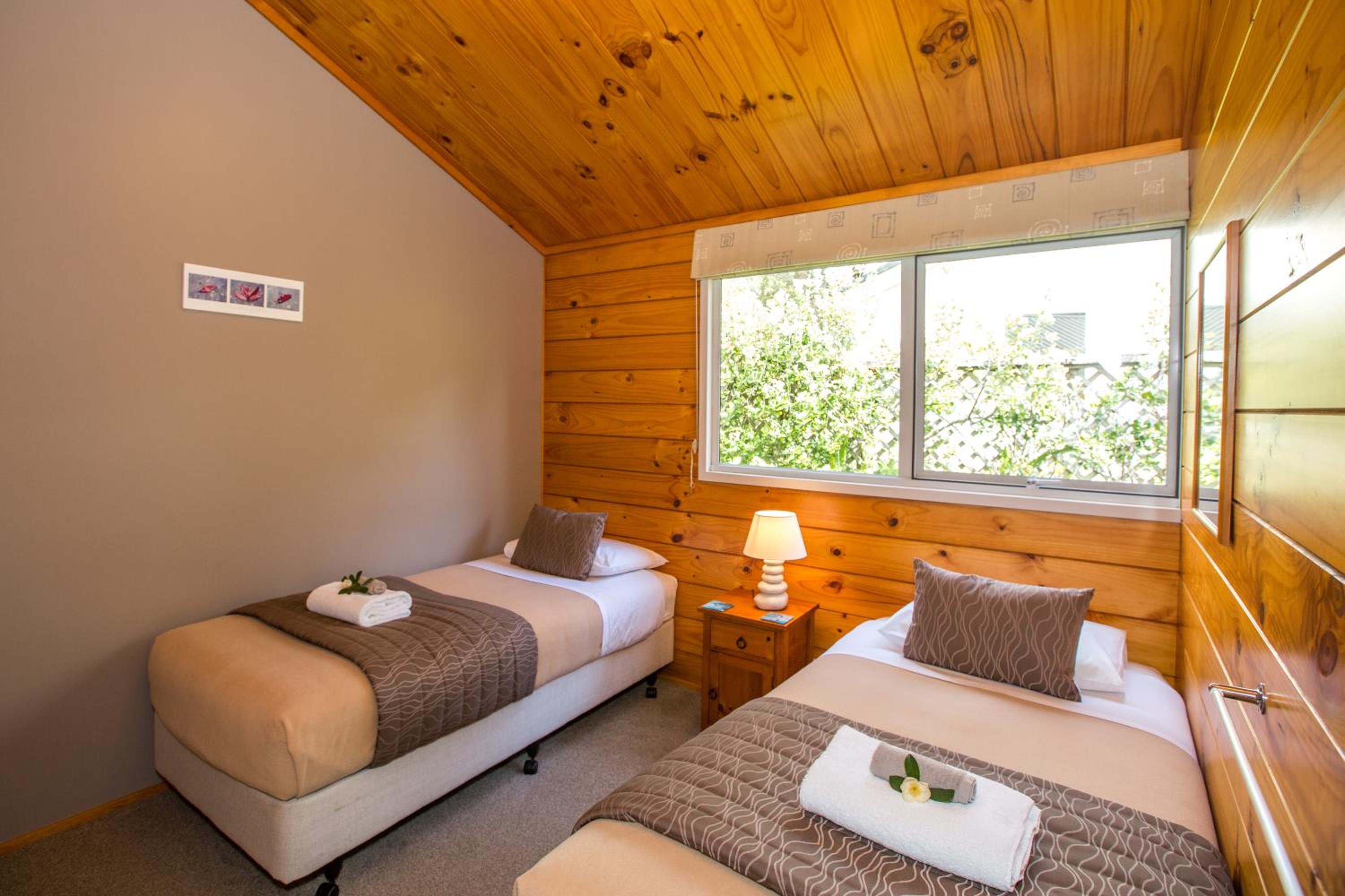 Tatahi Lodge Beach Resort