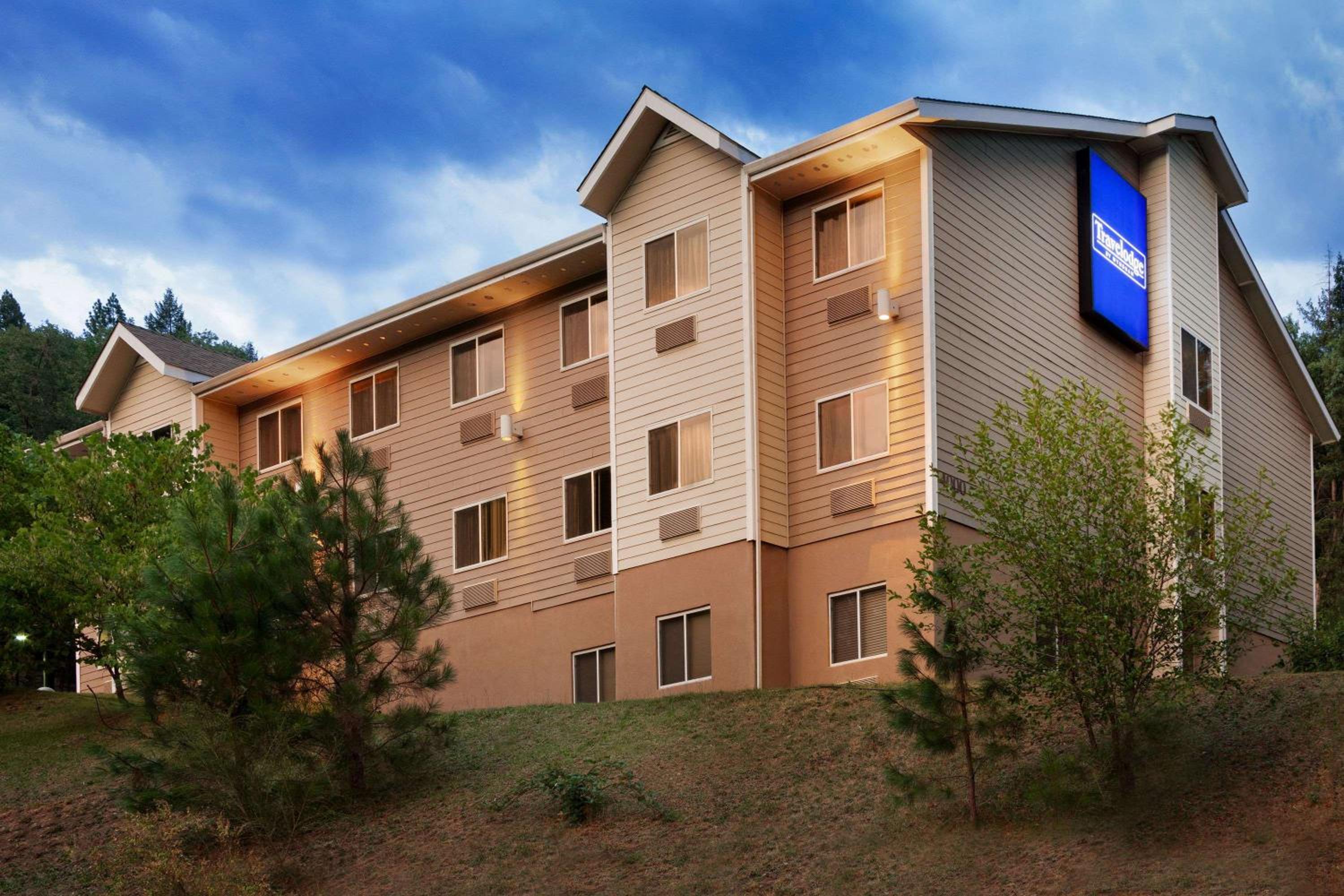Travelodge by Wyndham Dunsmuir view 5