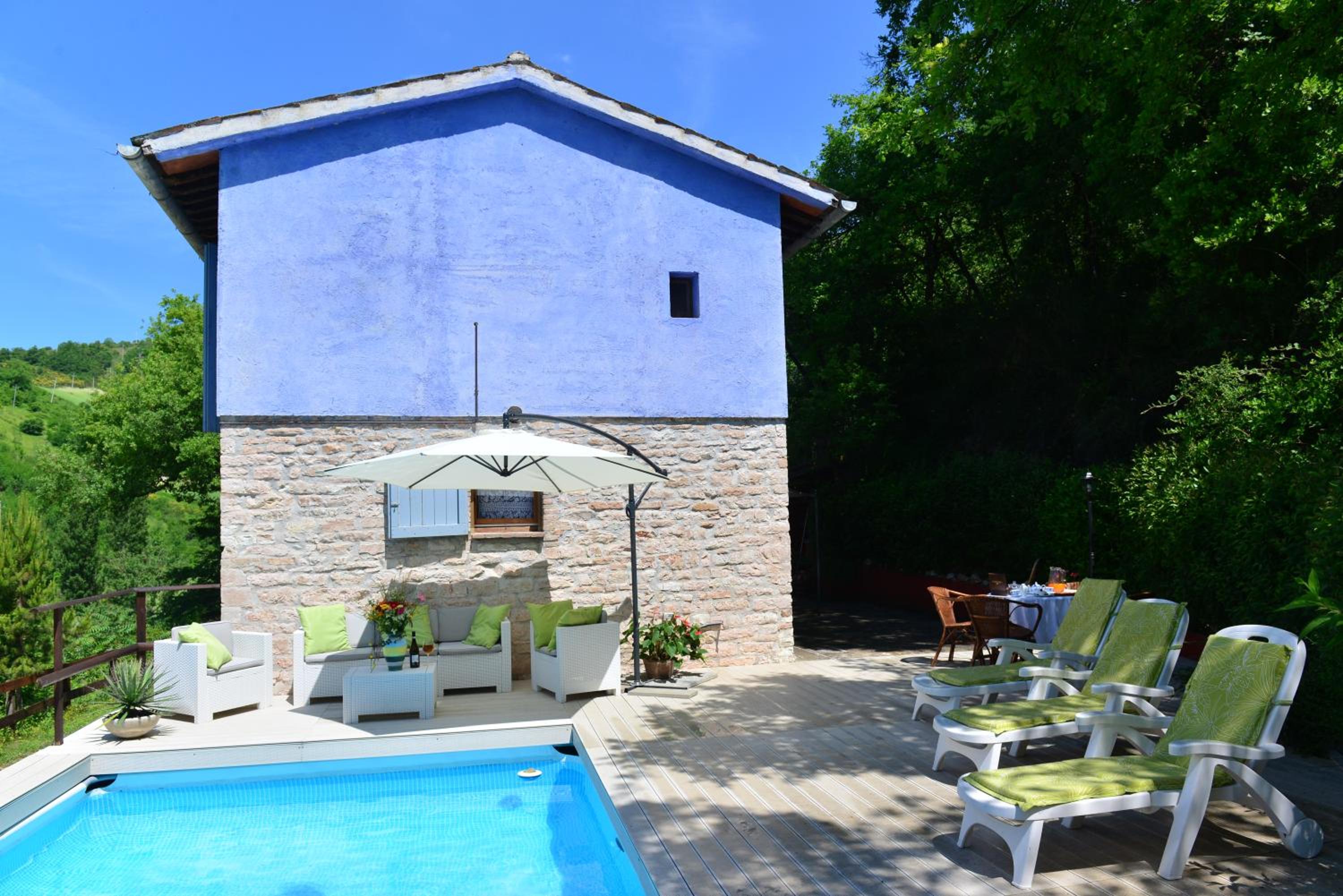 villa la chiesetta - private pool and Jacuzzi - Borgo Canapegna view 5