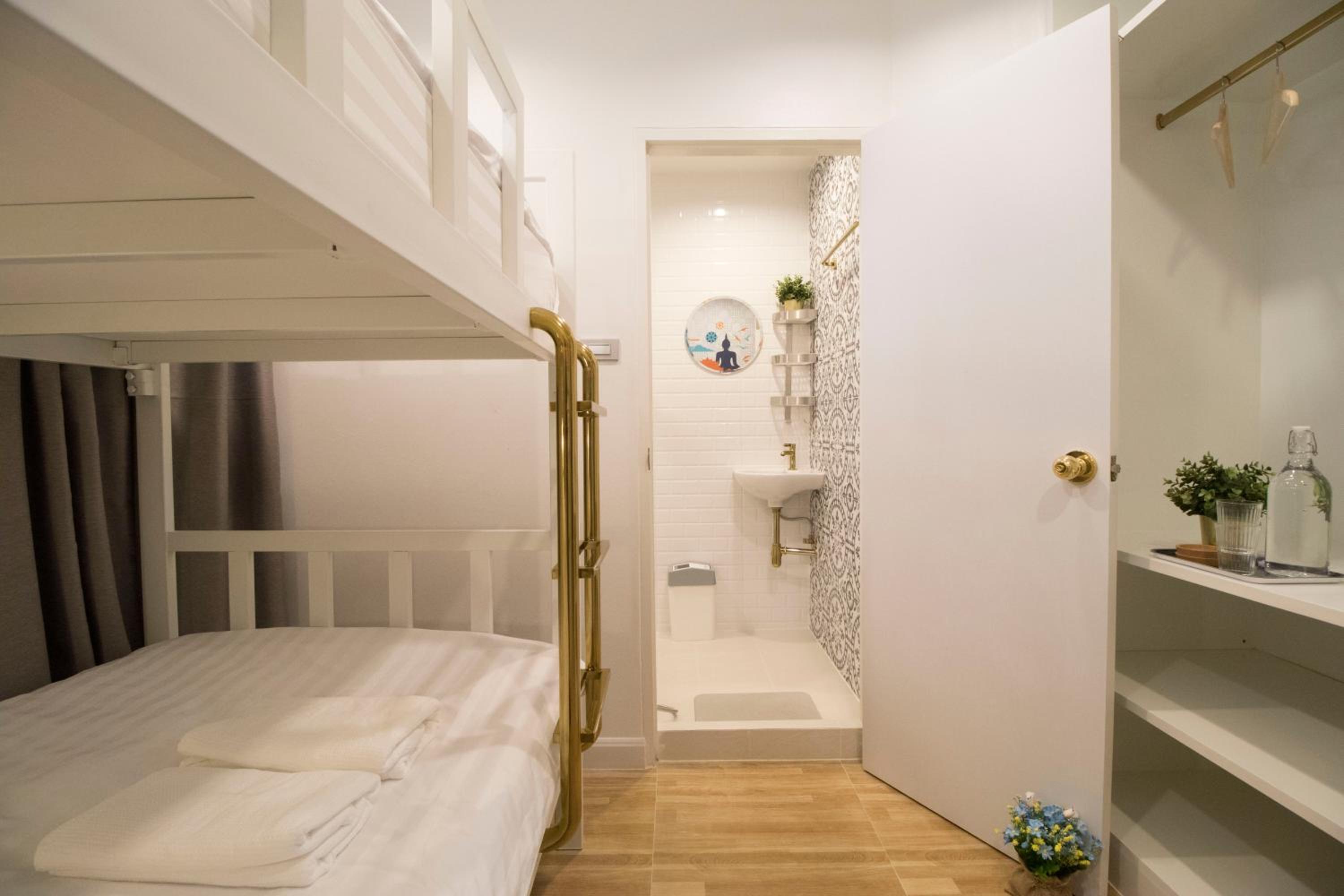 The LOL Elephant Hostel