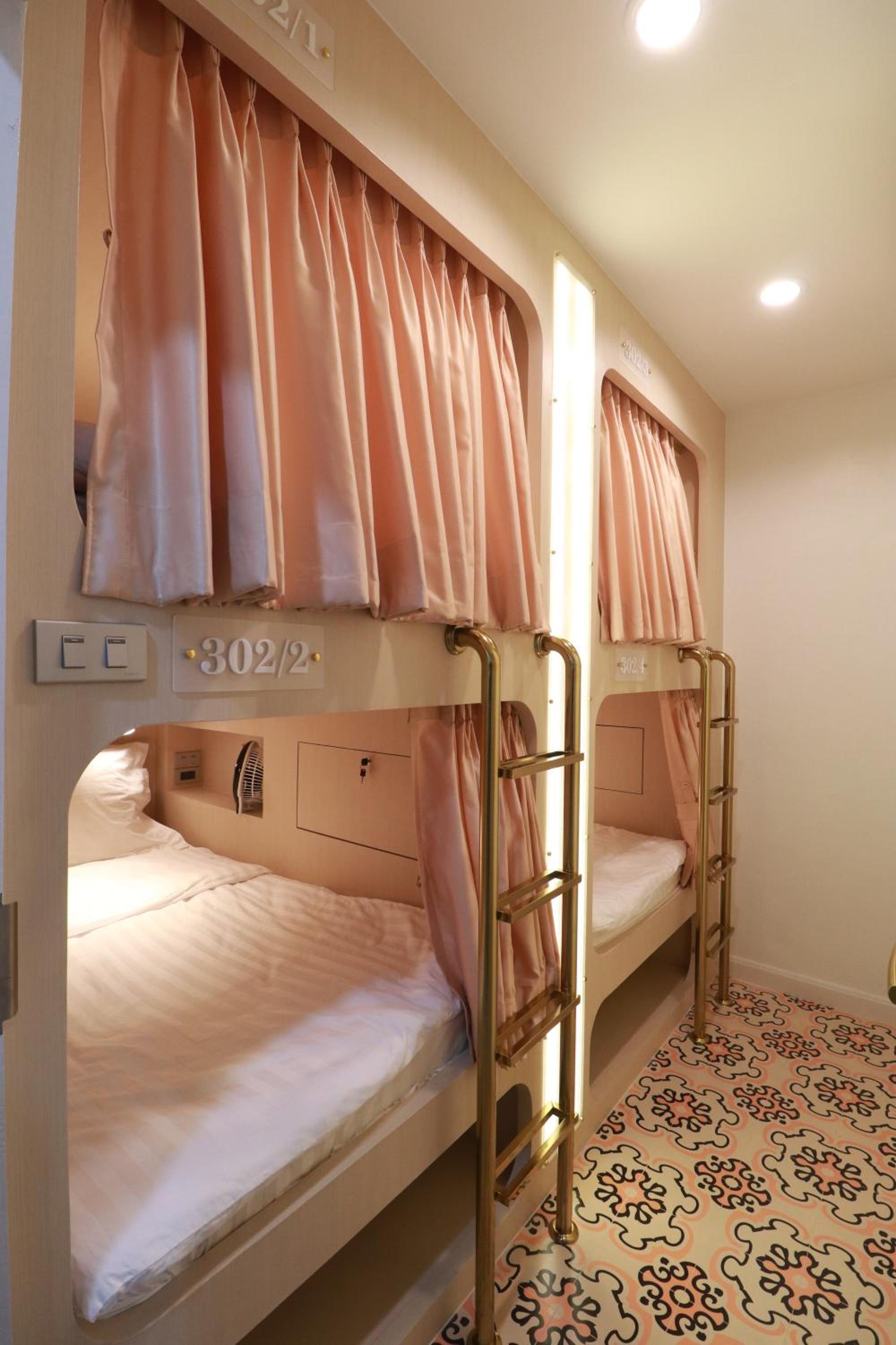 The LOL Elephant Hostel