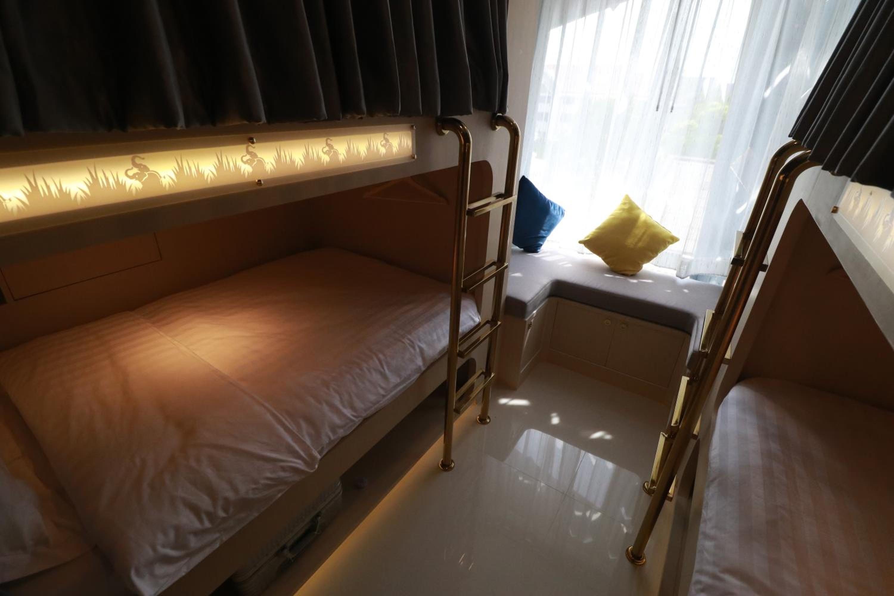 The LOL Elephant Hostel