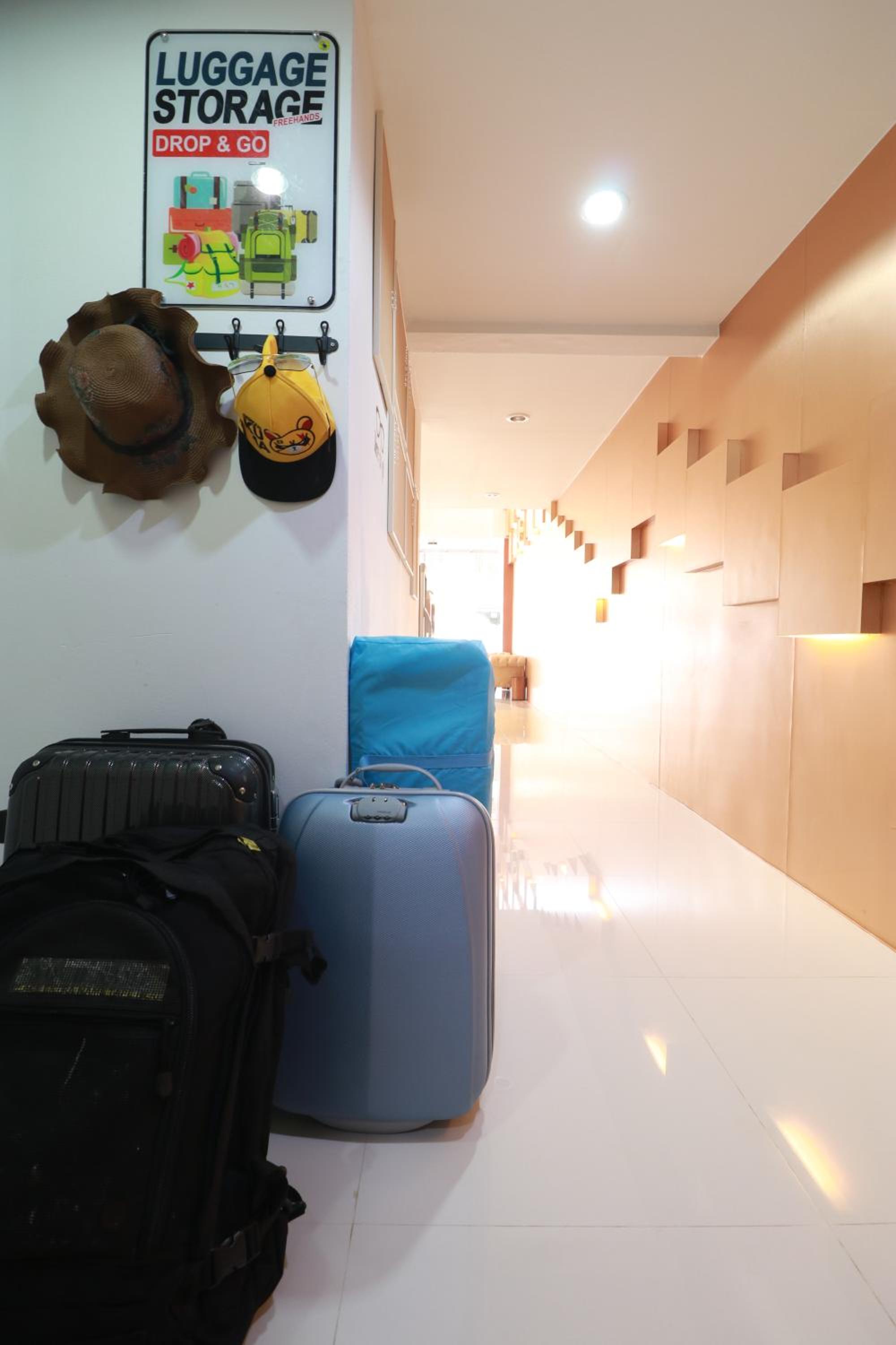 The LOL Elephant Hostel