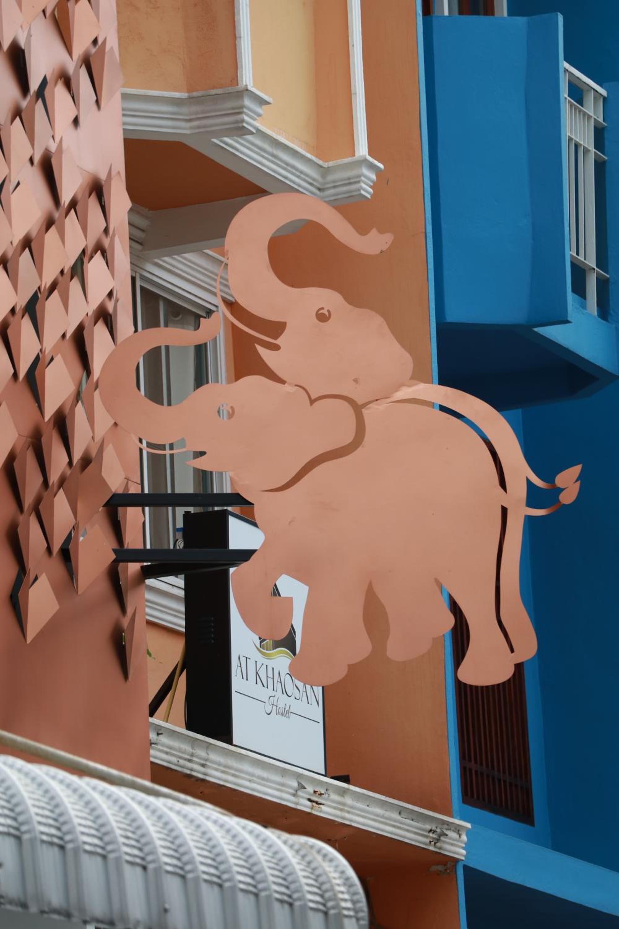 The LOL Elephant Hostel