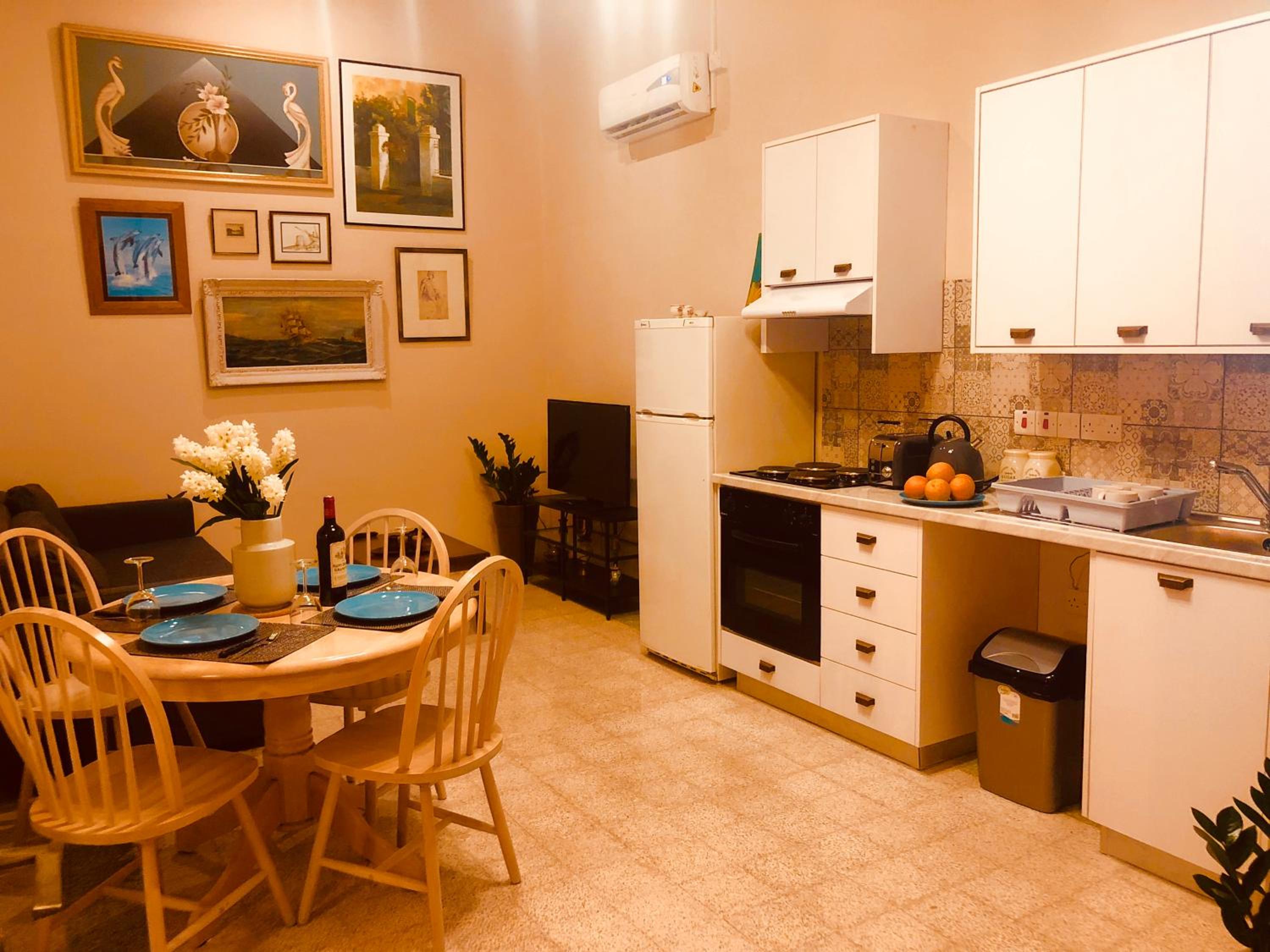 Karavella Vintage Apartment