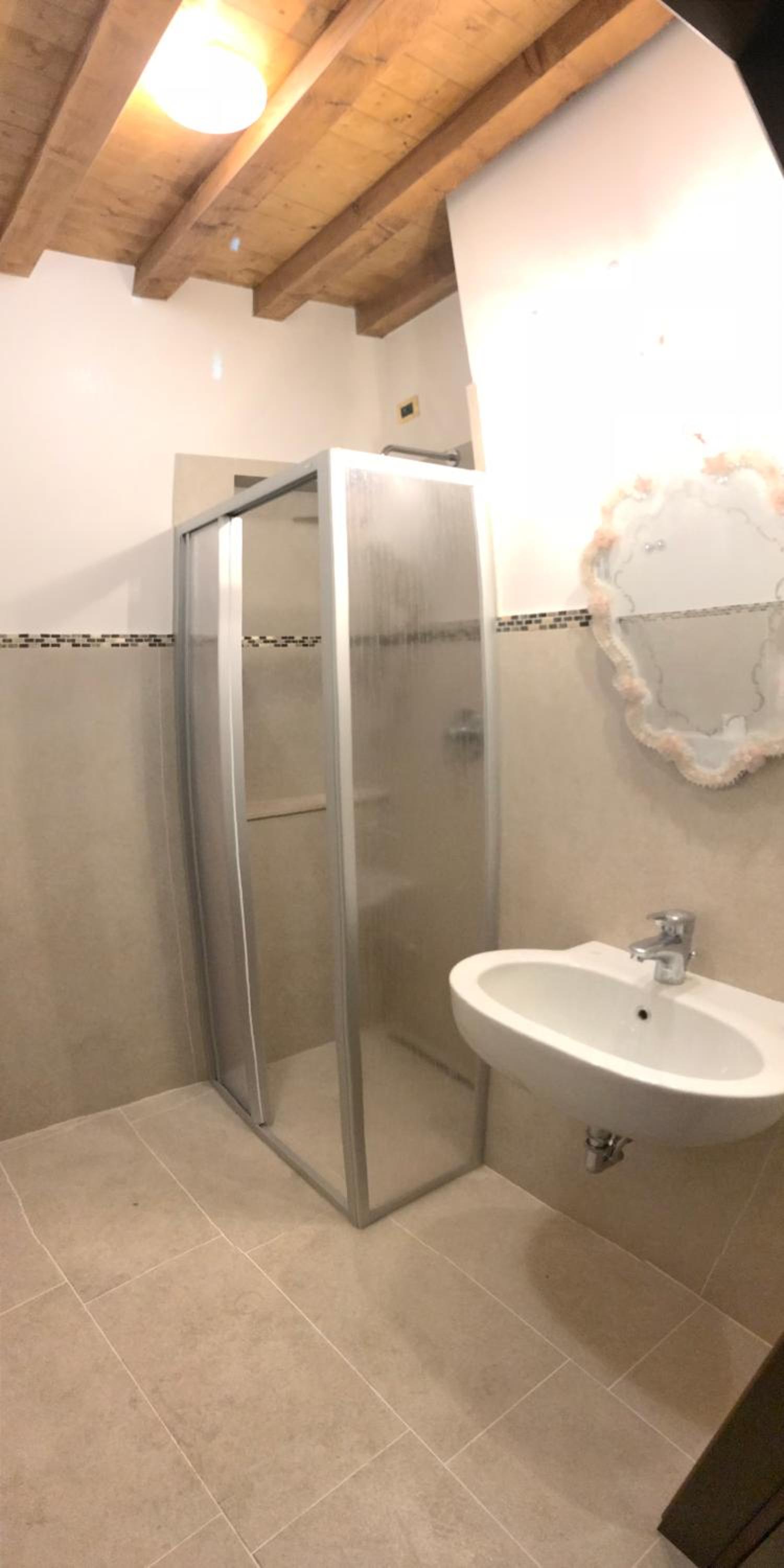 Luxury Venetian Rooms