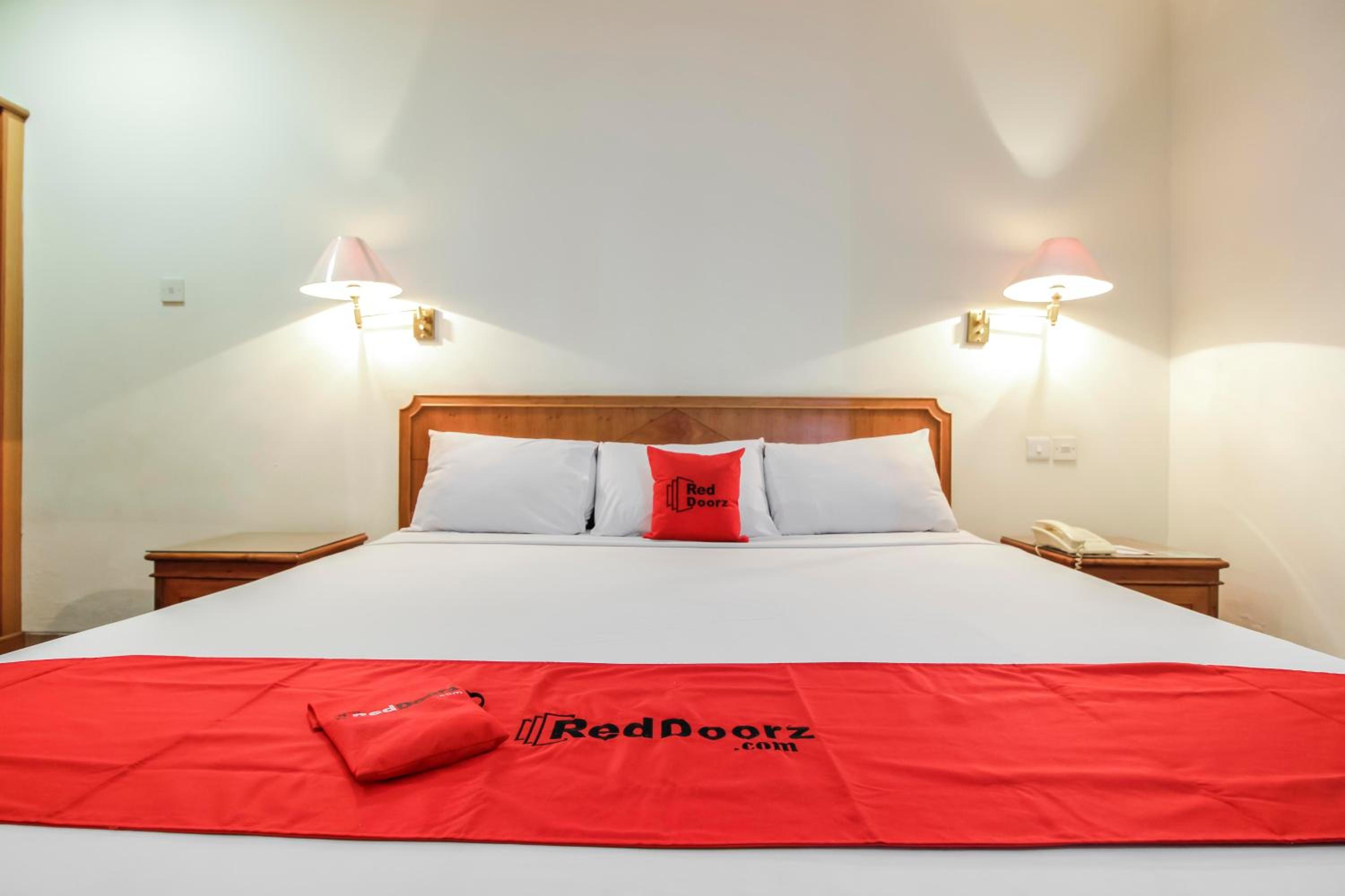 RedDoorz Plus at Pitagiri GBK Senayan