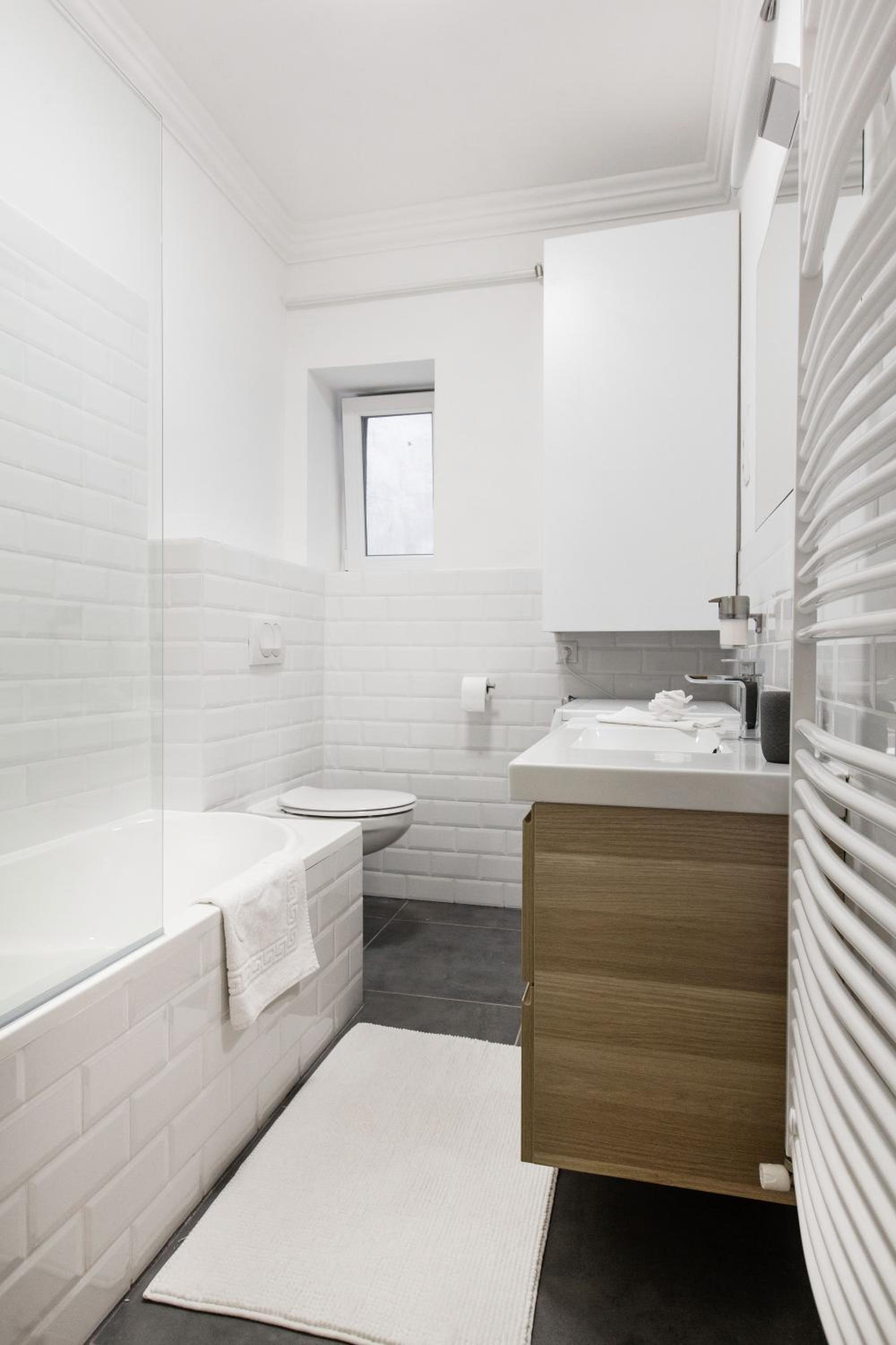 NY7 Apartment in downtown view 5