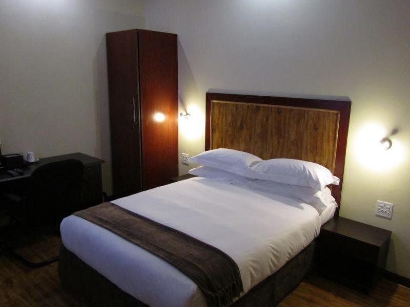 Photo 20