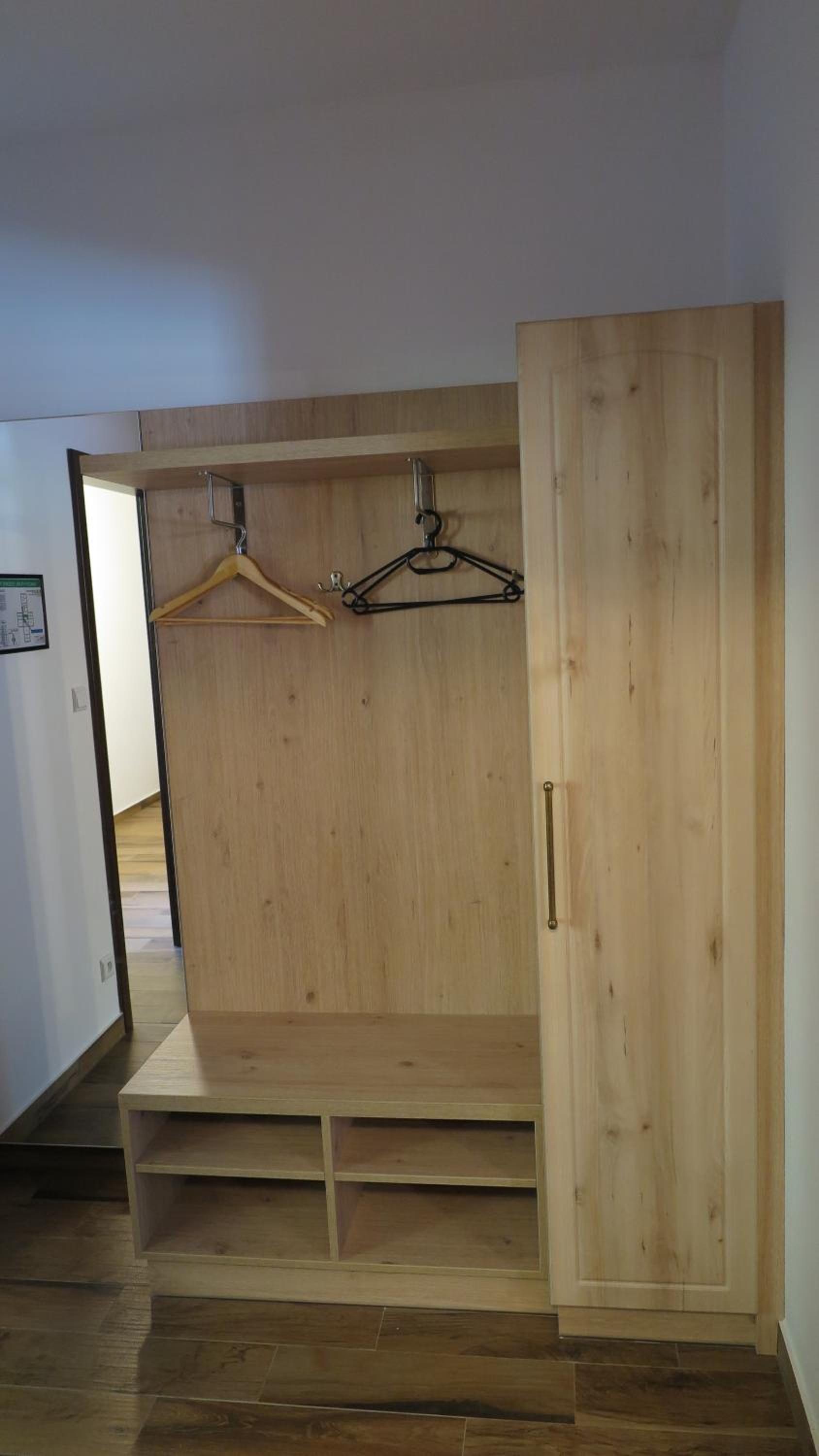 Photo 51