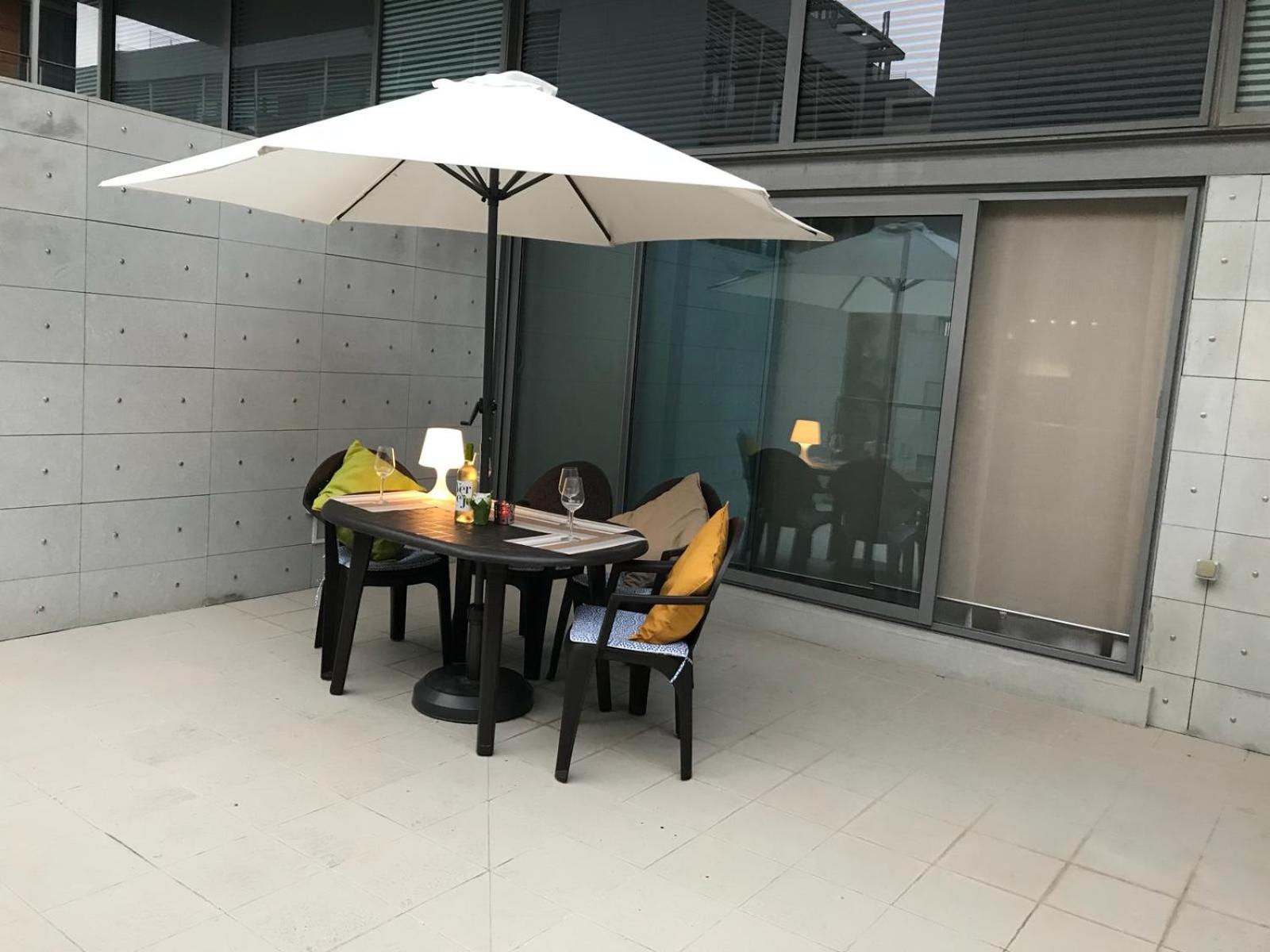 Loft with terrace 24m2, swimming pool and garage view 4