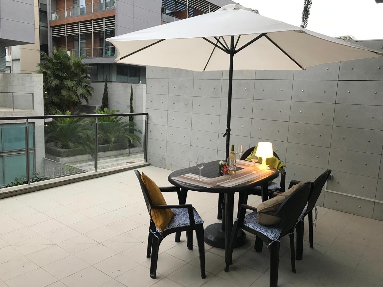 Loft with terrace 24m2, swimming pool and garage view 3