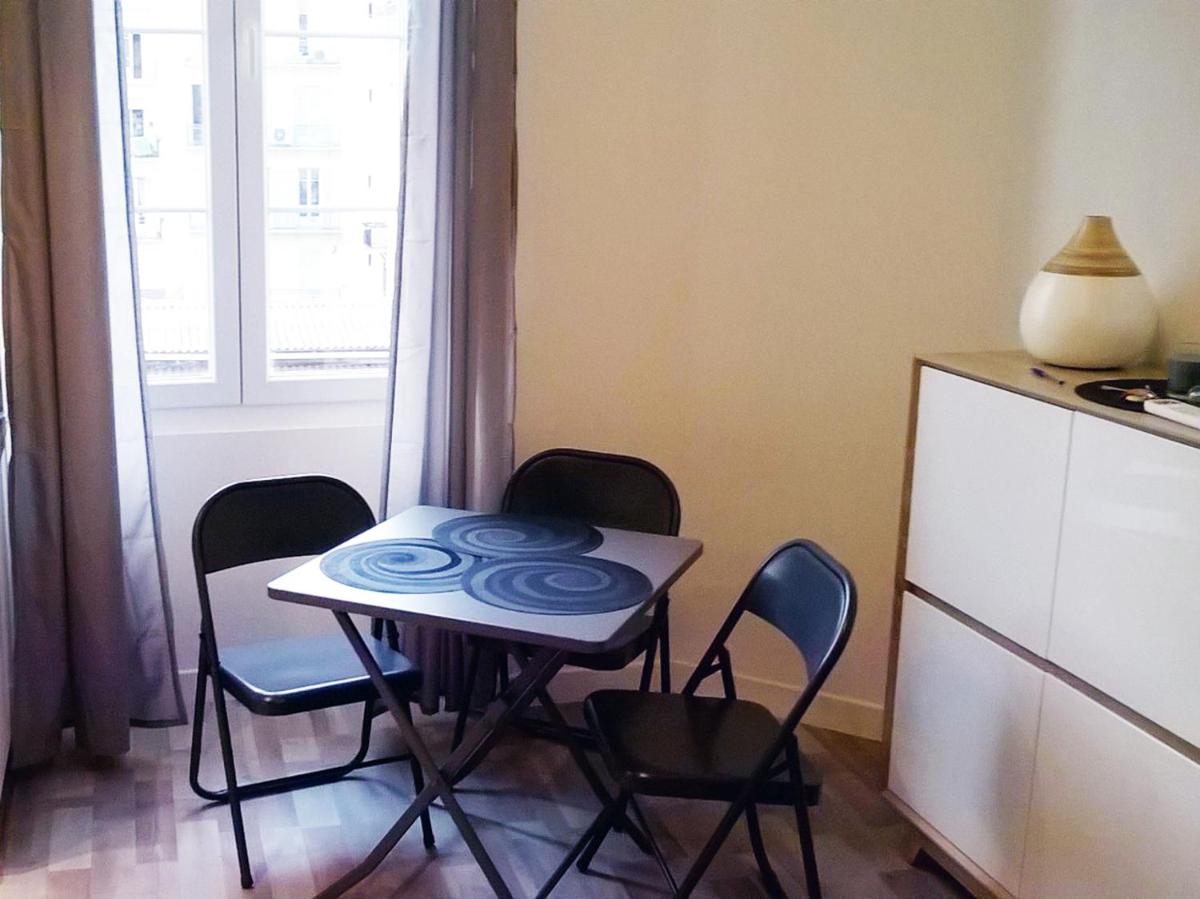 Le Trendy: 2-room 2 blocks from the beach photo 5
