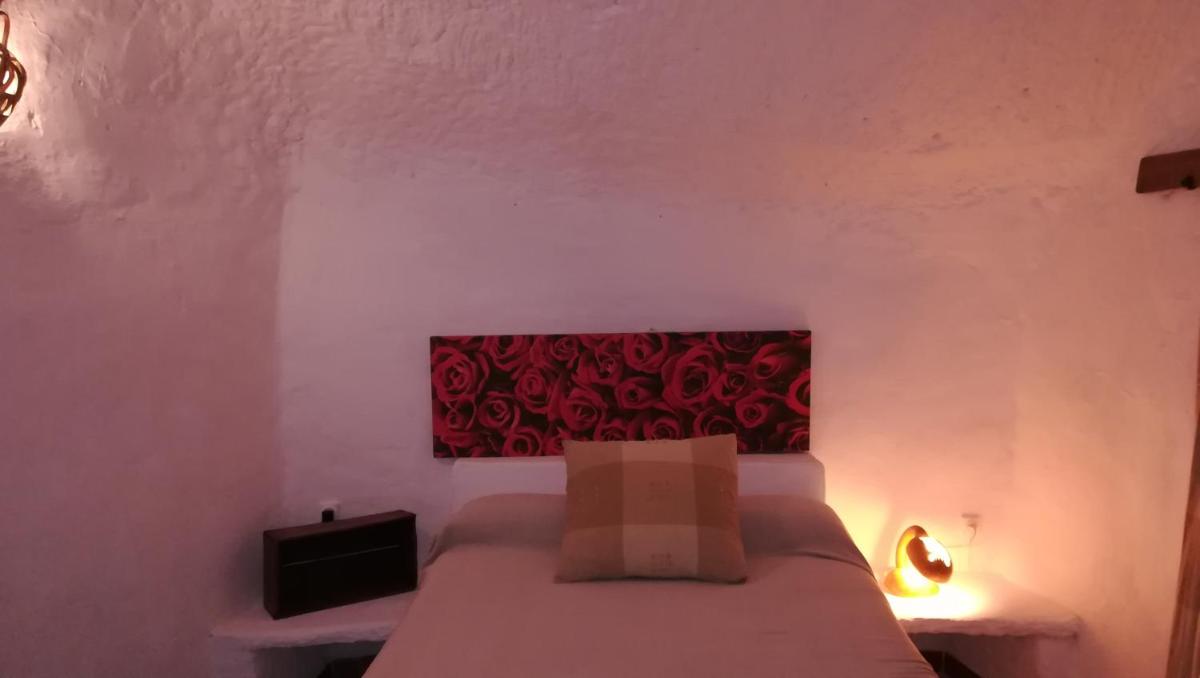 Casa cueva El Algarrobo view 4
