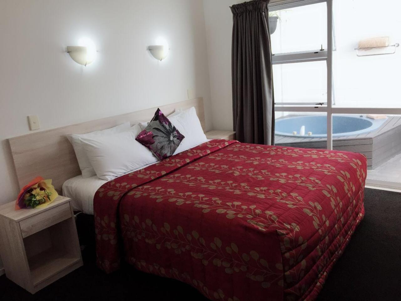 Rose Court Motel