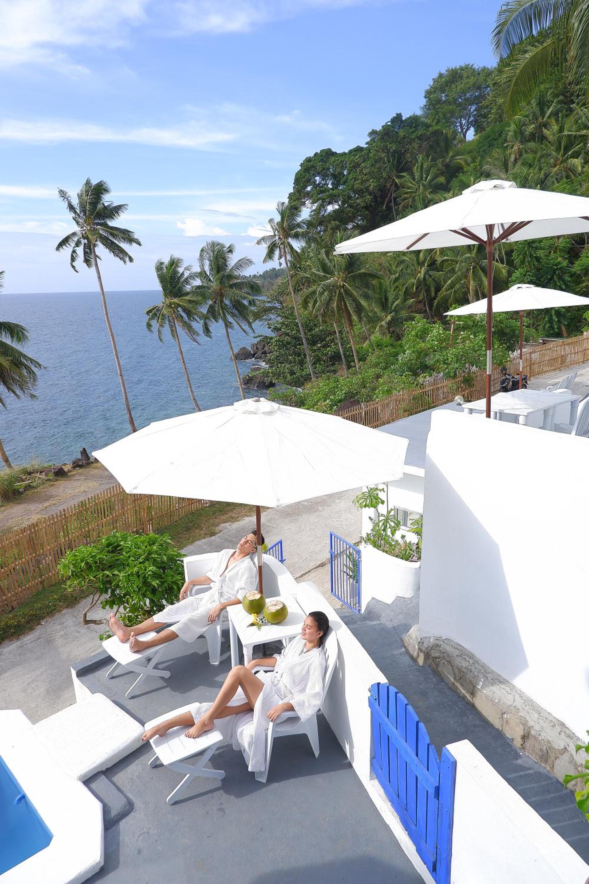 Bintana Sa Paraiso