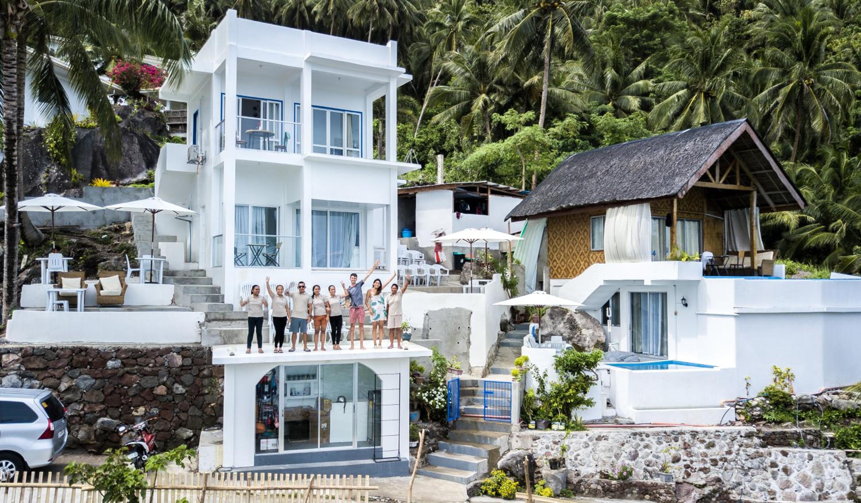 Bintana Sa Paraiso