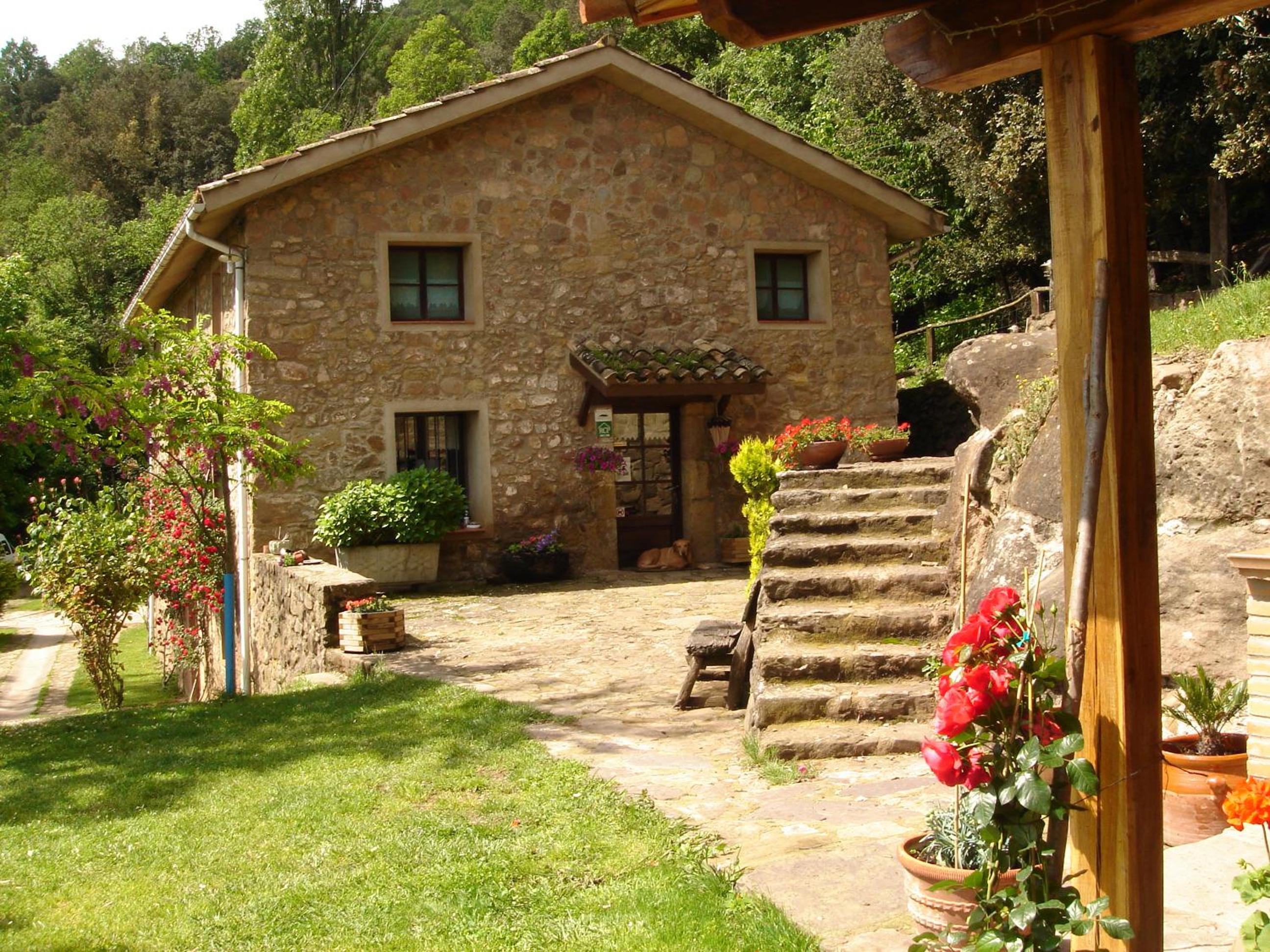 Mas El Bosquet view 5