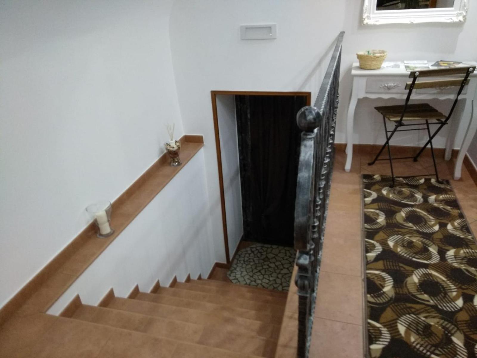 Home in love: balconcino spaccanapoli