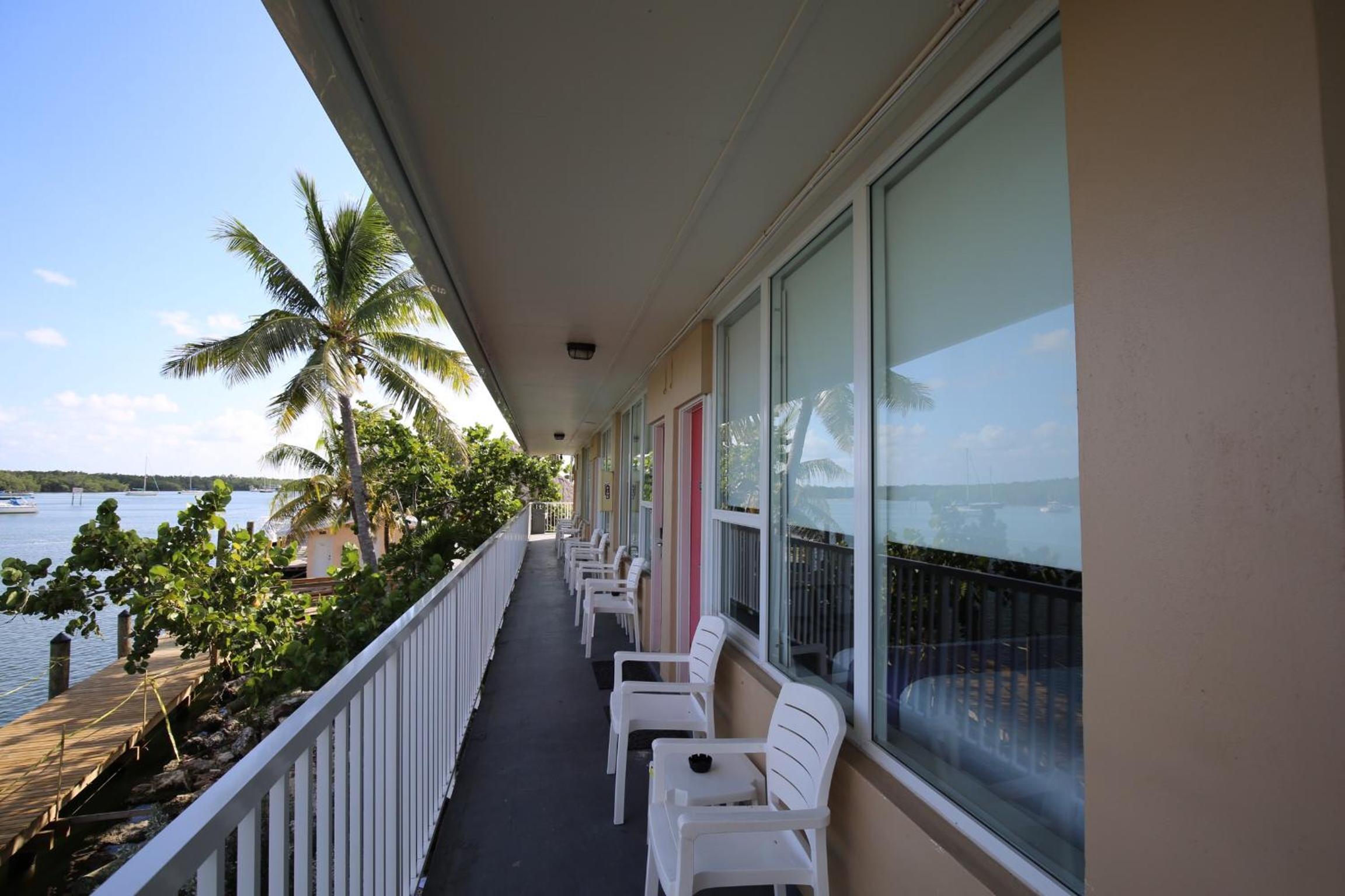 Gilbert's Resort & Marina