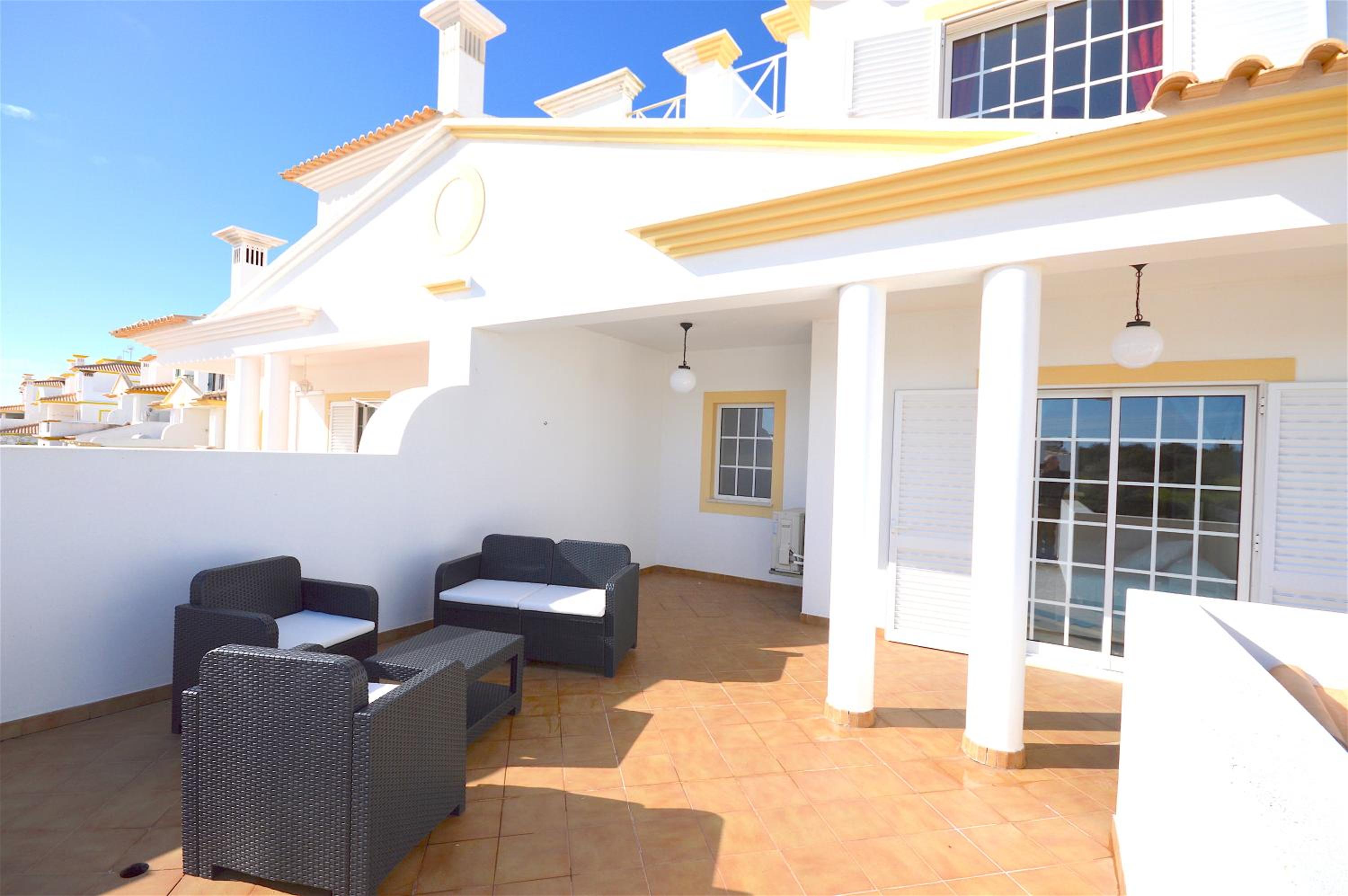 magnifique et spacieuse villa avec piscine privative view 3