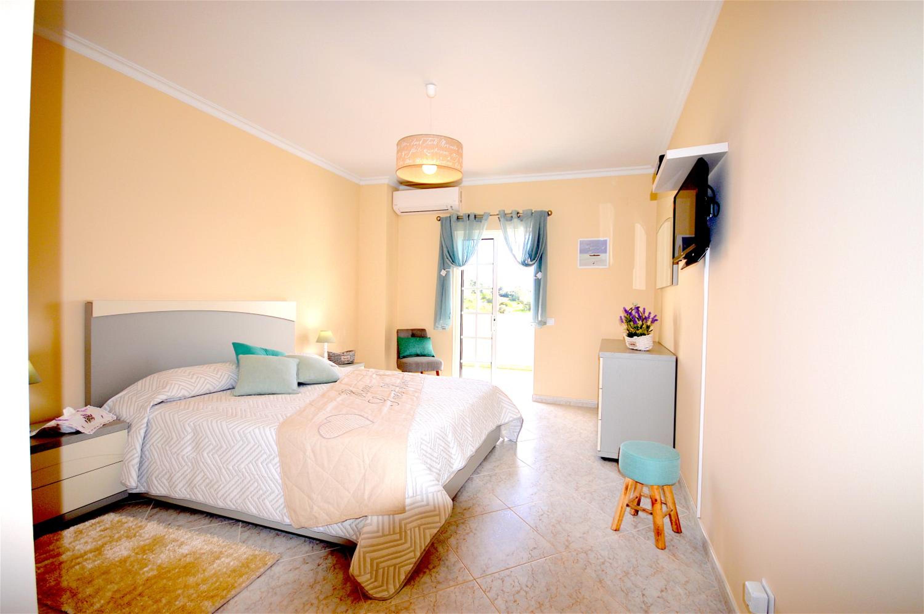magnifique et spacieuse villa avec piscine privative view 5
