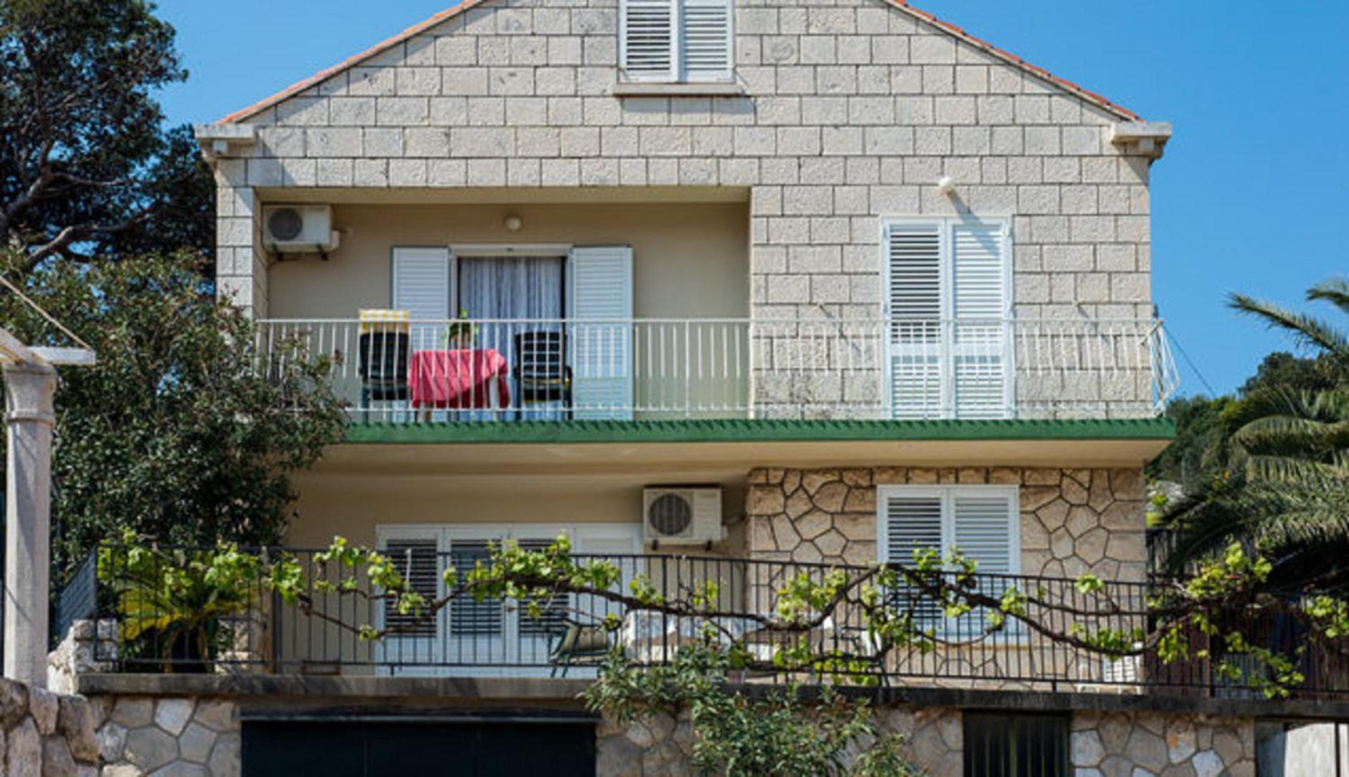 Guest House Mrdalo