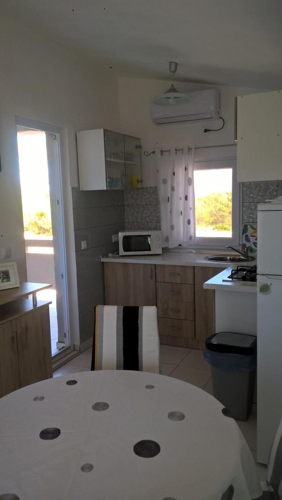 Apartment Kamelia view 4