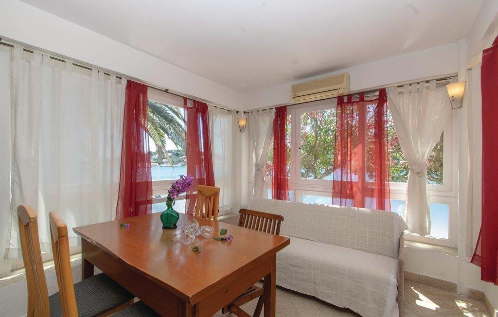 Oleander House view 5
