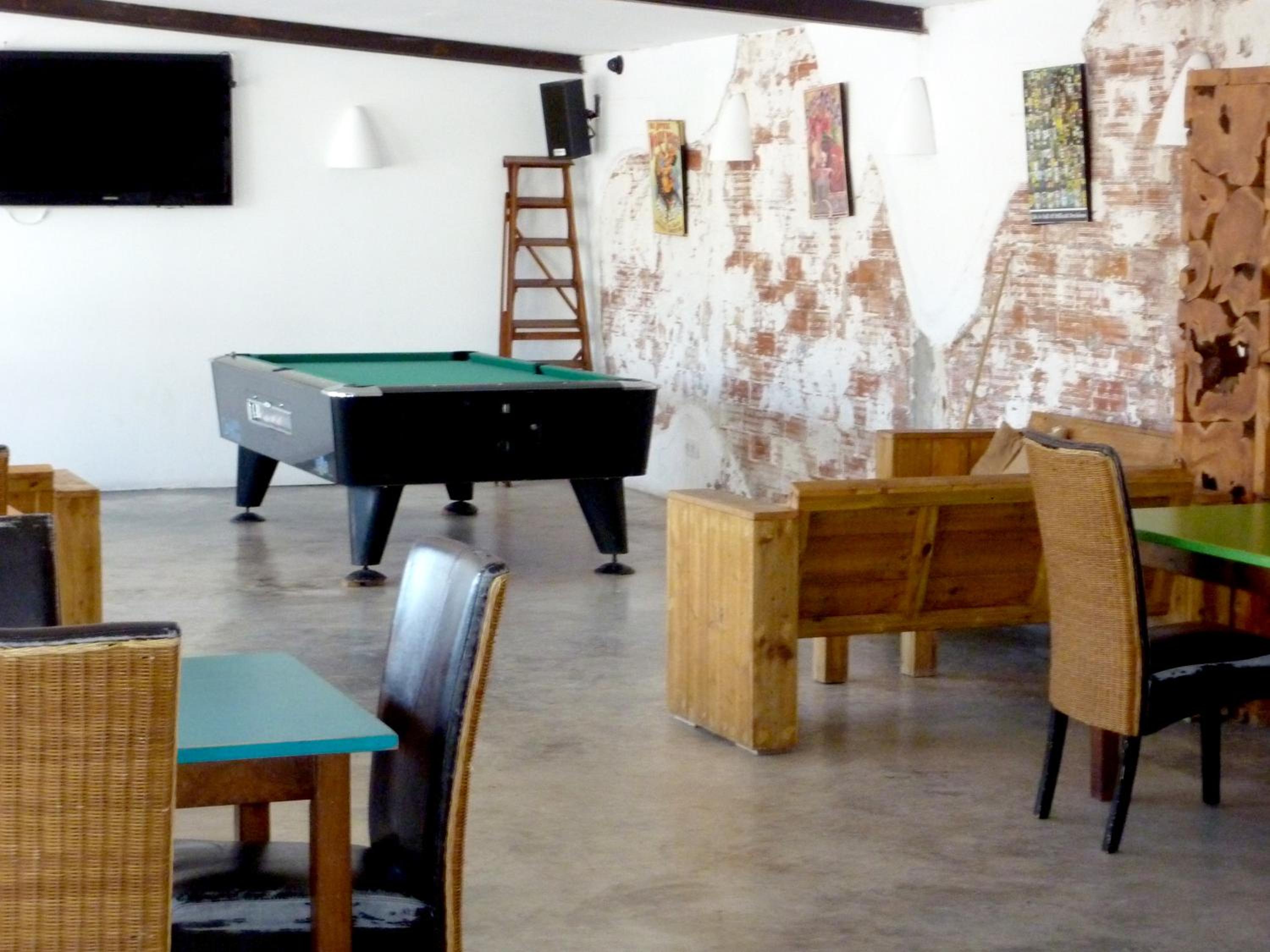 Photo 8