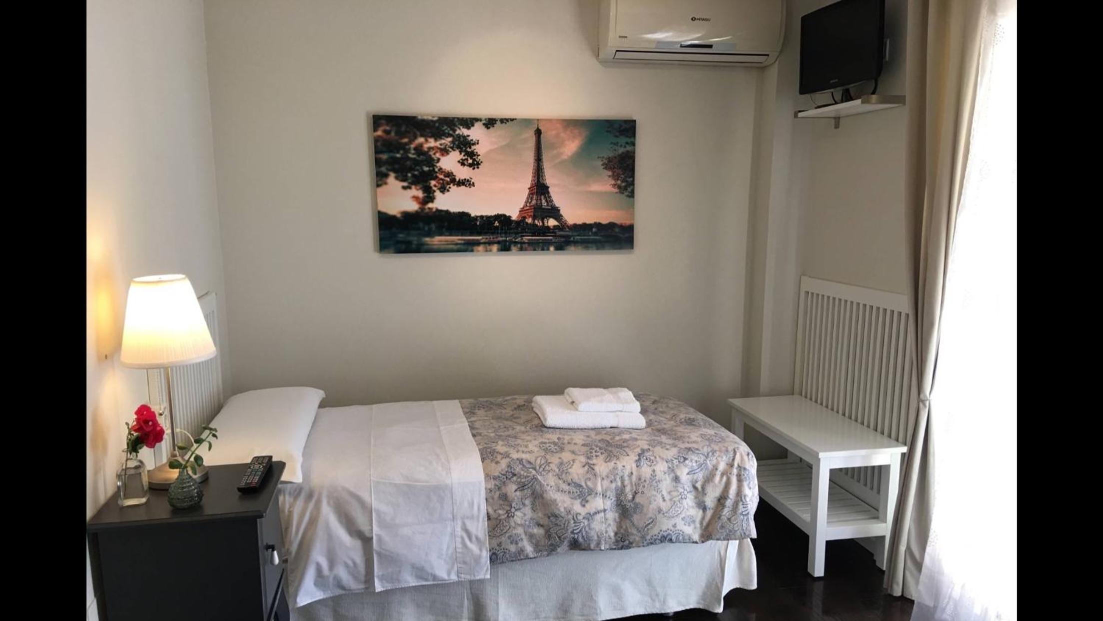 Kentia Rooms
