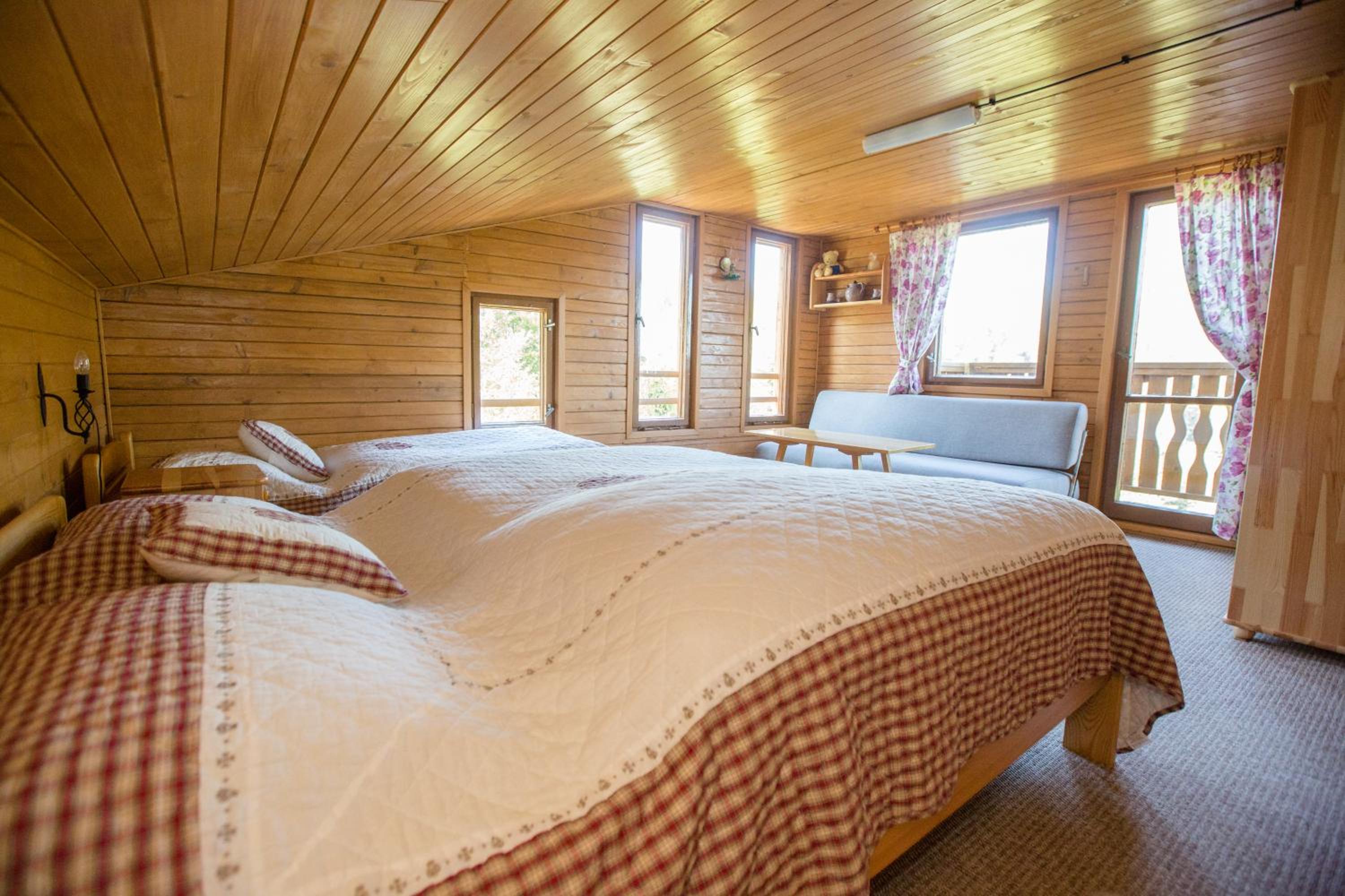 Chalet Veľké Ostré view 2