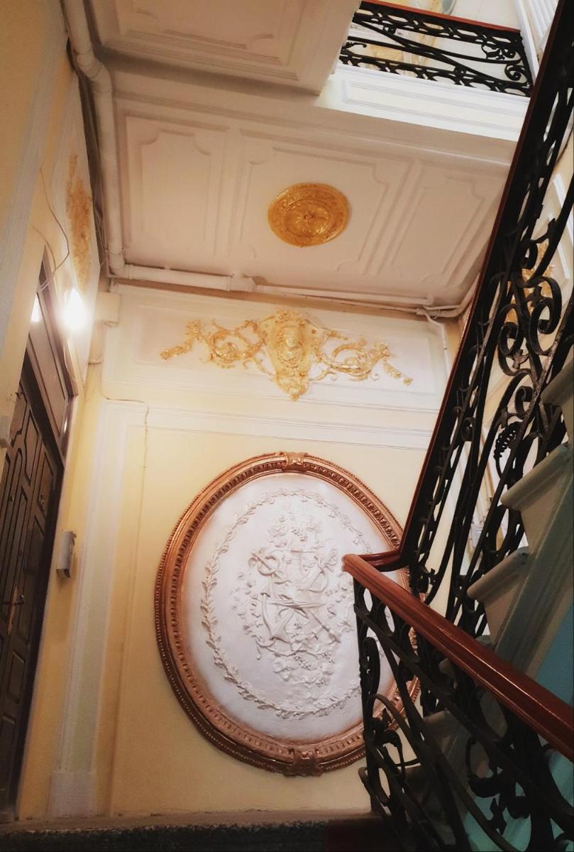 Central Apartment 