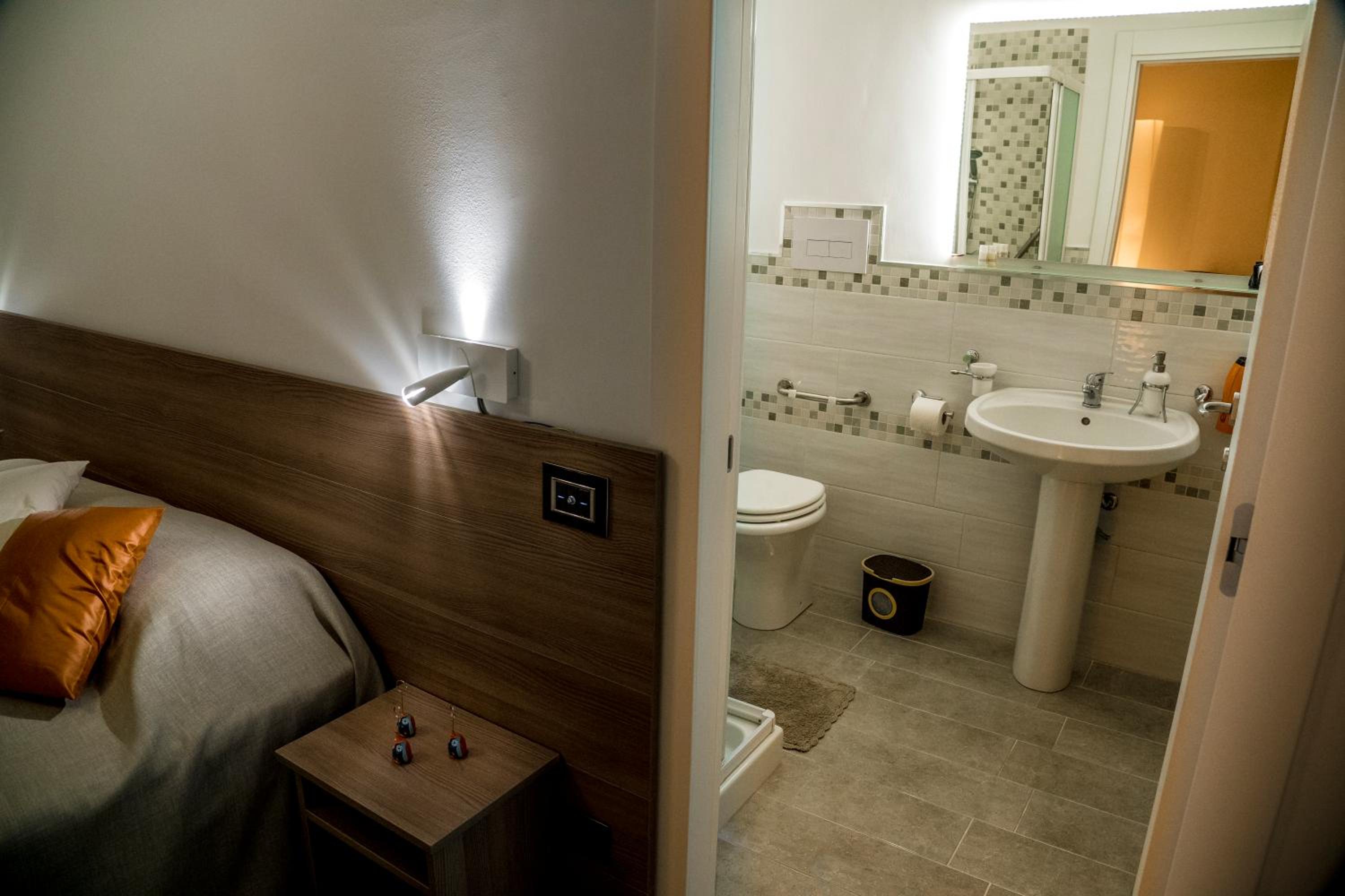 Opera House en Palermo — bathroom