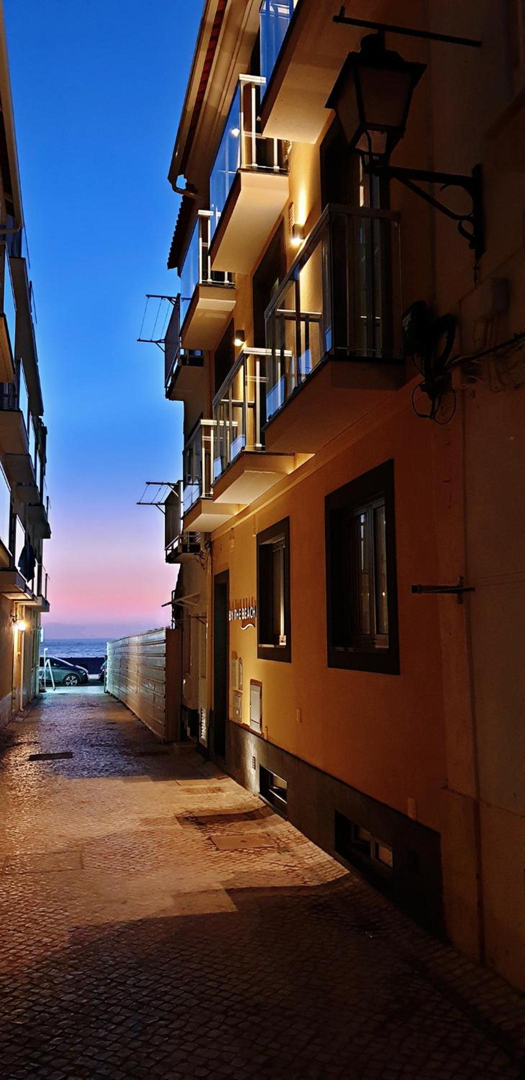 Hotel By the Beach - Image 1