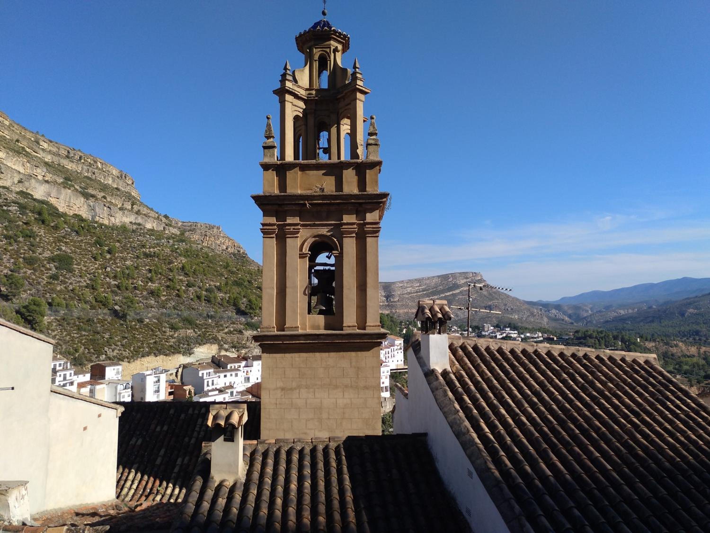 La Muralla Del Castillo view 2