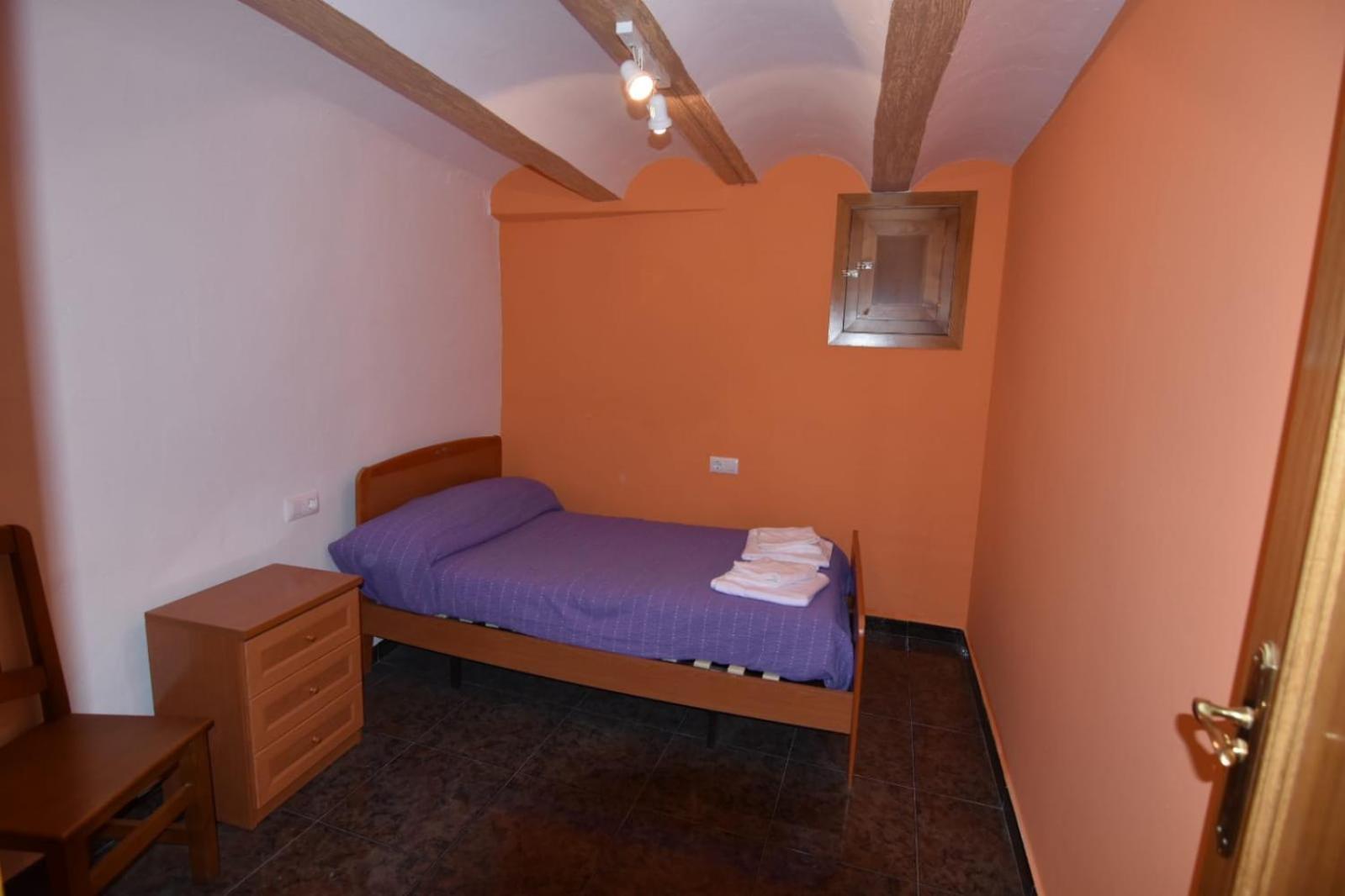 La Muralla Del Castillo photo 2