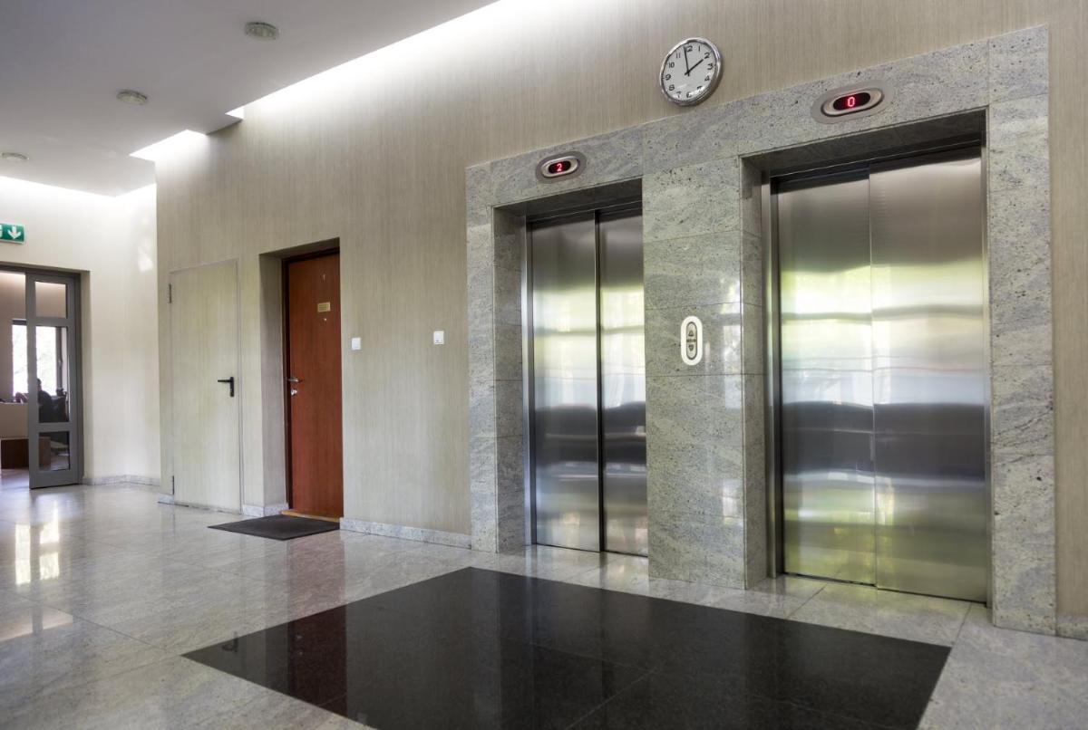 P&O Serviced Apartments FABRYCZNA