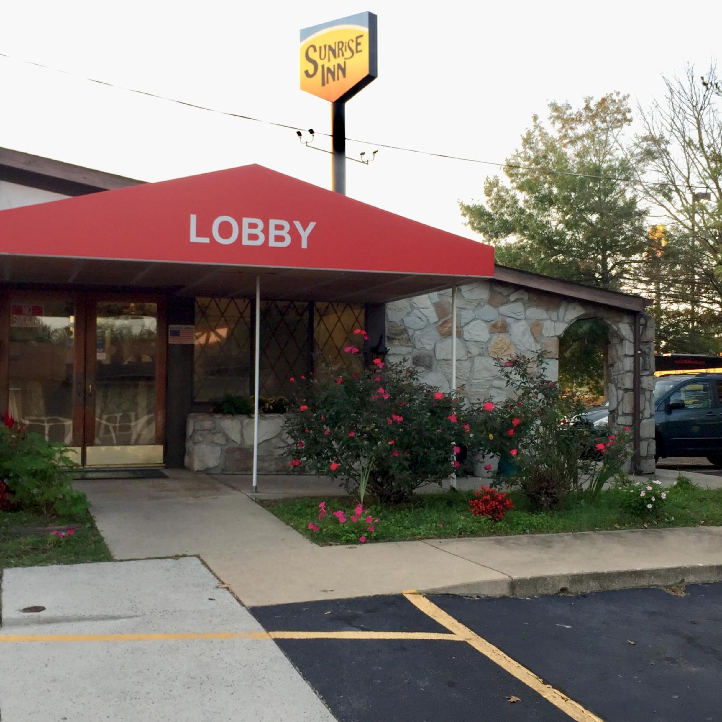 Hotel Sunrise Inn - Image 1