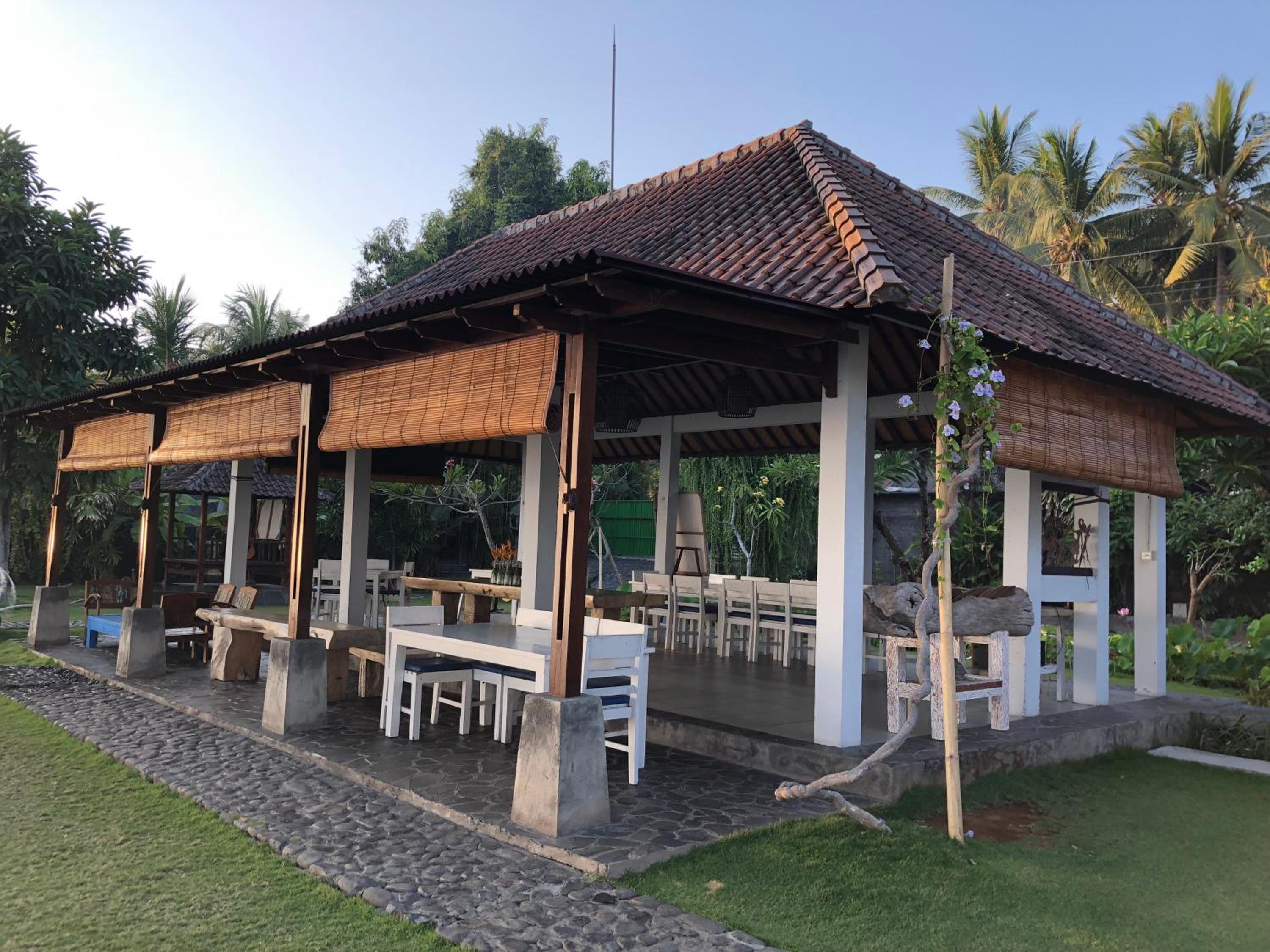 Air Sanih Beach Villa
