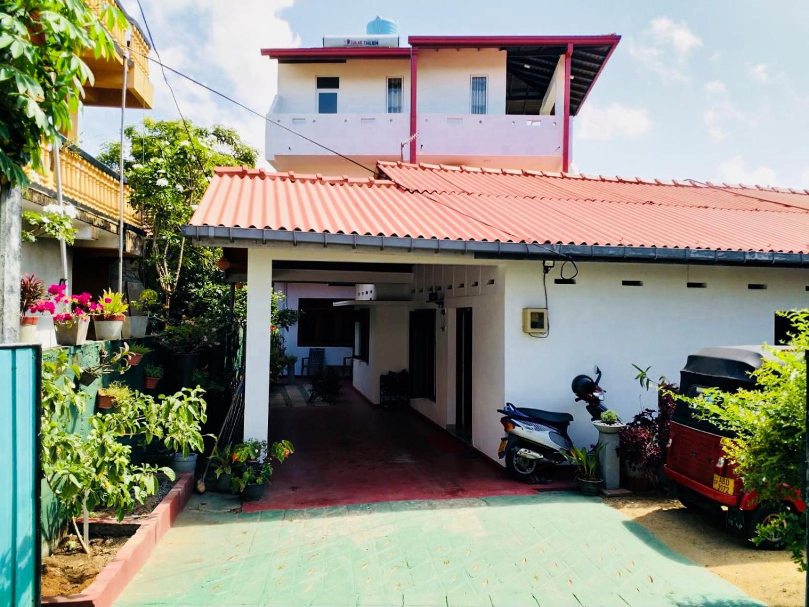 Hikkaduwa Family Inn view 2