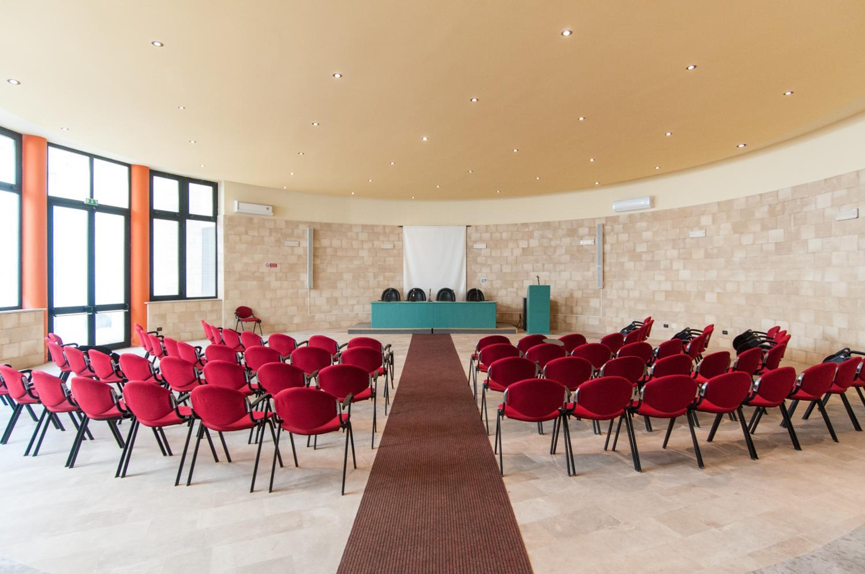 meeting & event spaces