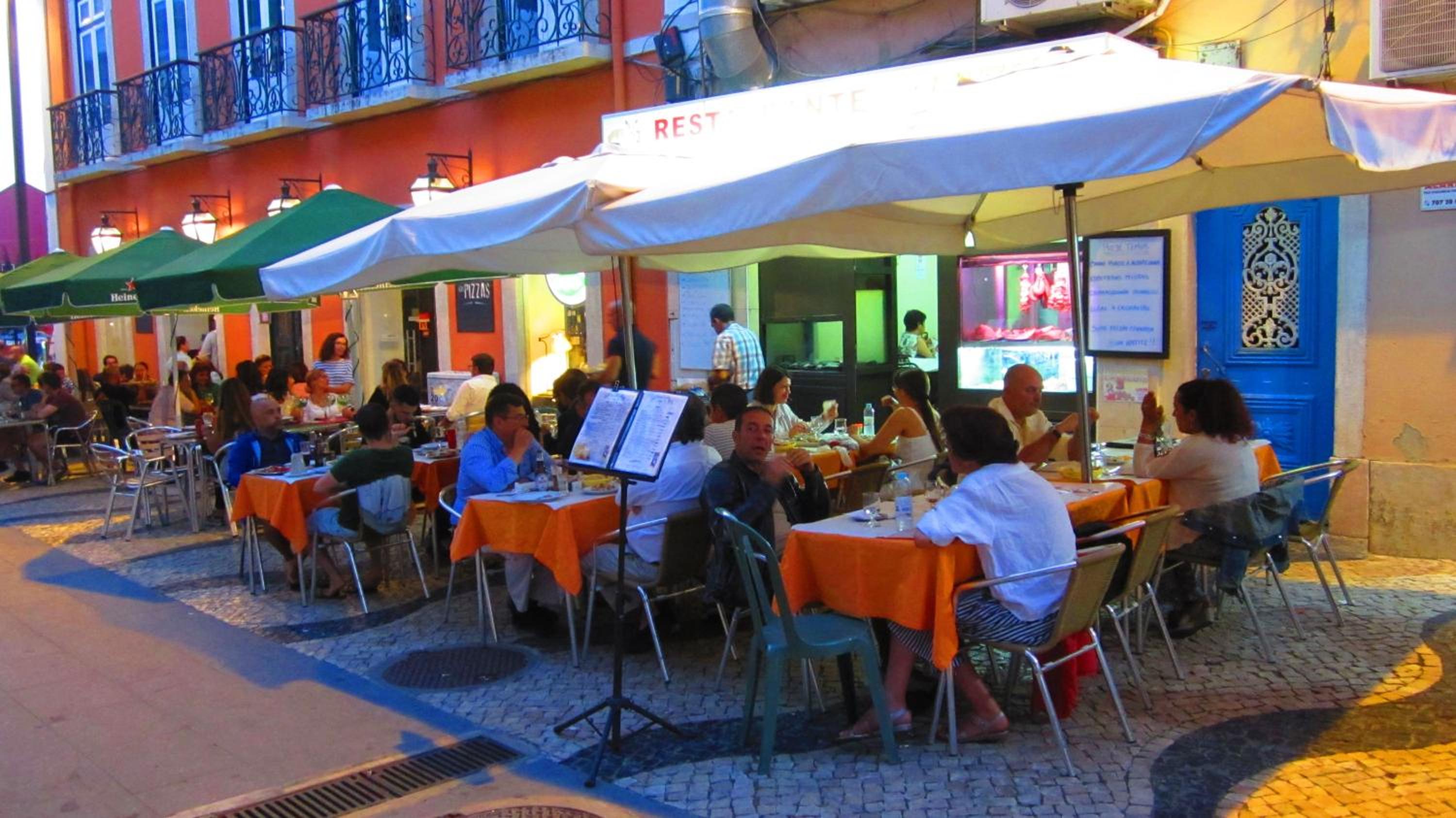 TEJO HOUSE RIVER Lisbon (Cacilhas) view 3