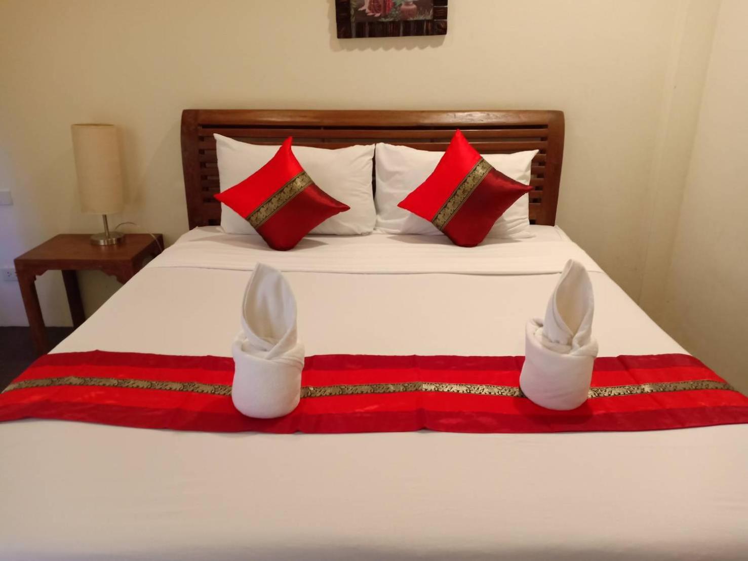 Home Inn Pai Garden
