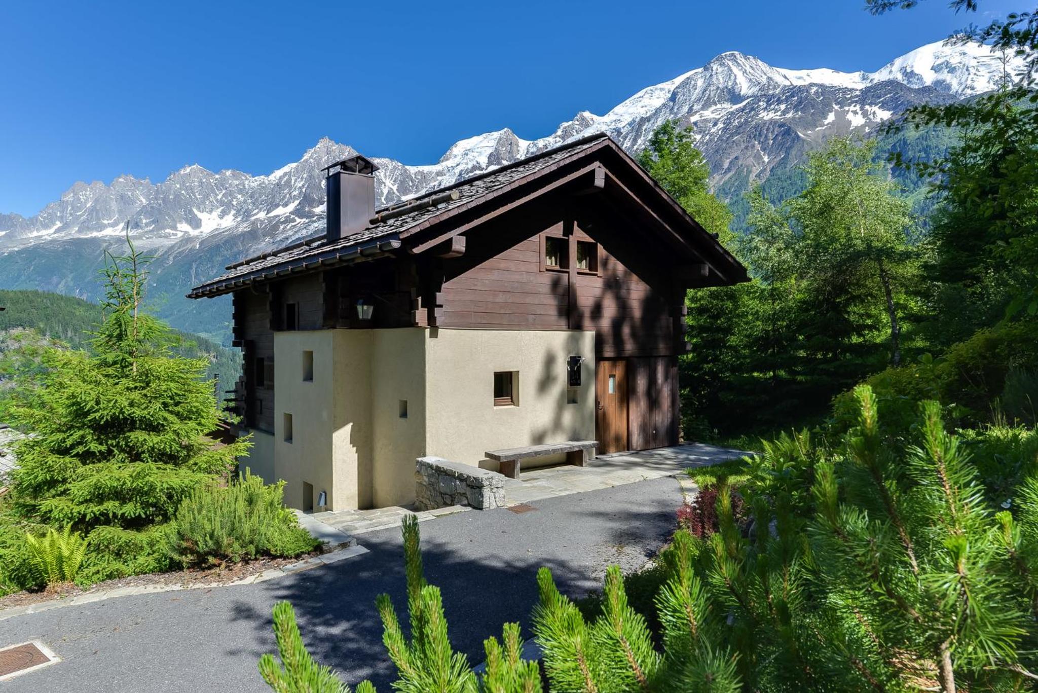 Chalet Noemie view 2
