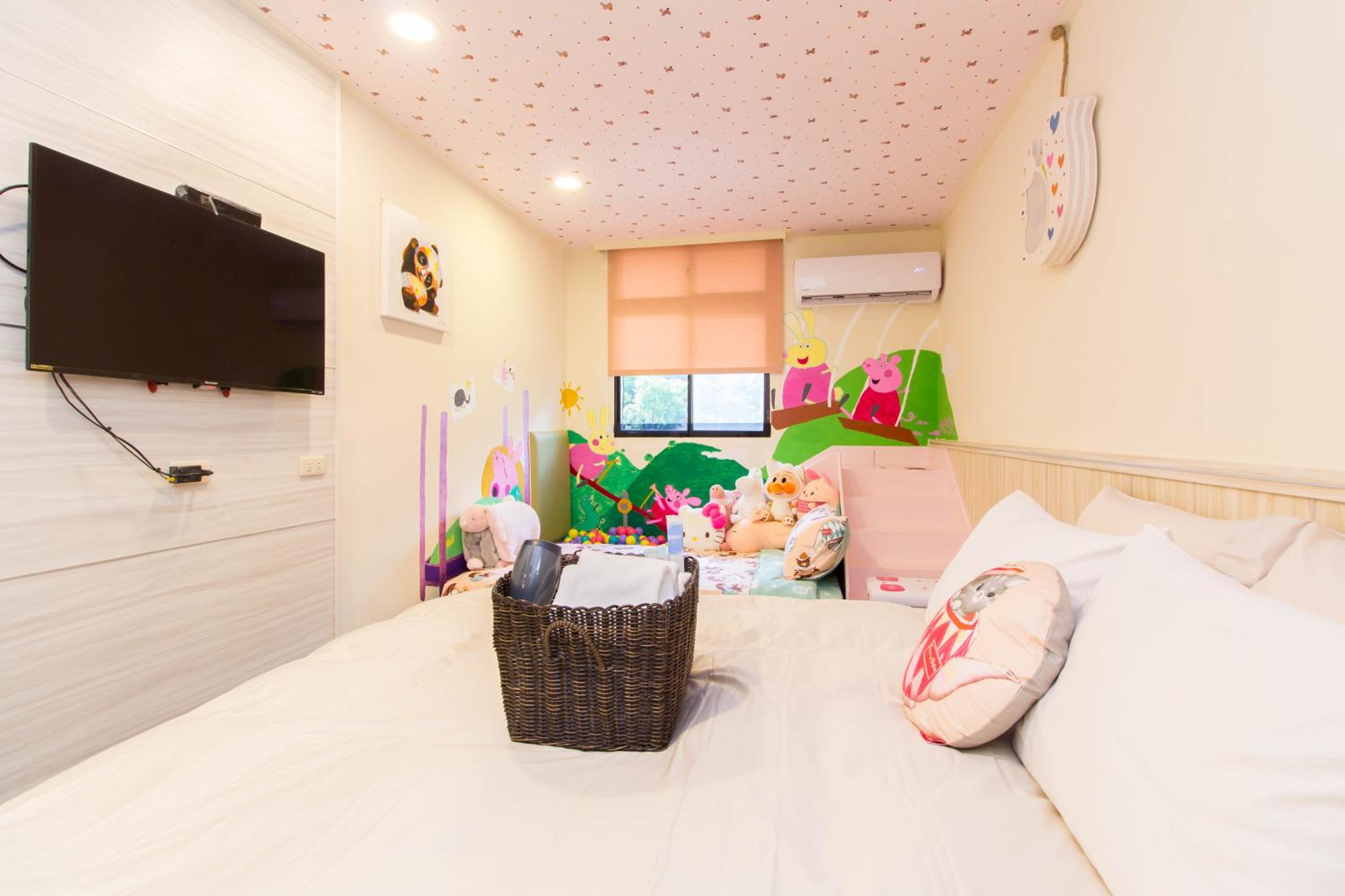Photo 11
