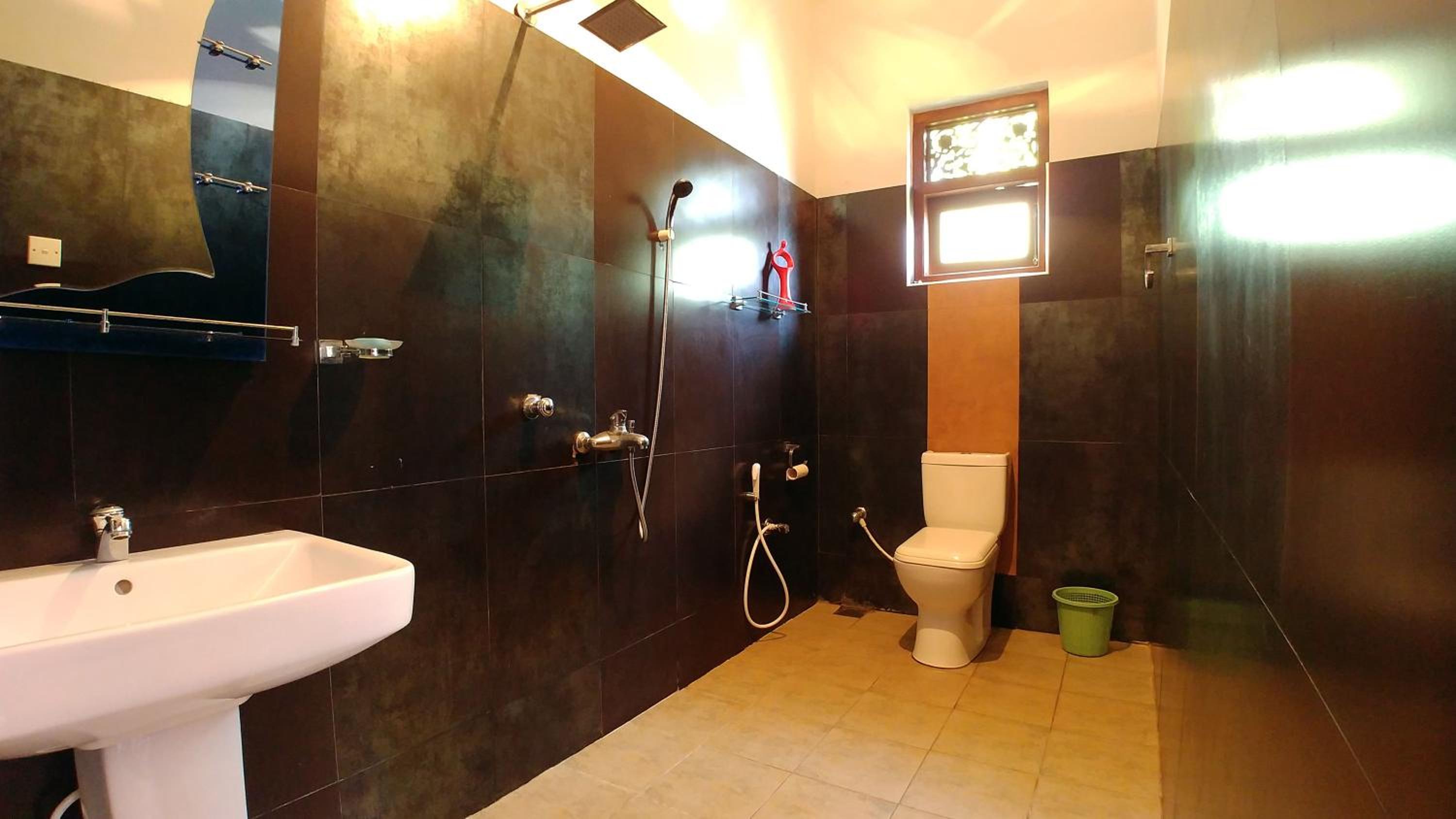 Photo 25