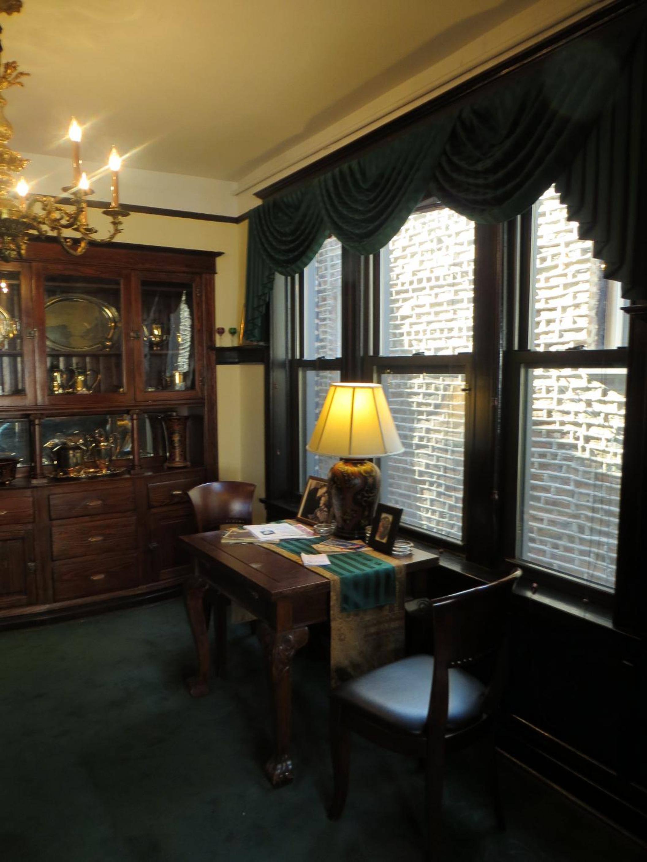Photo 6