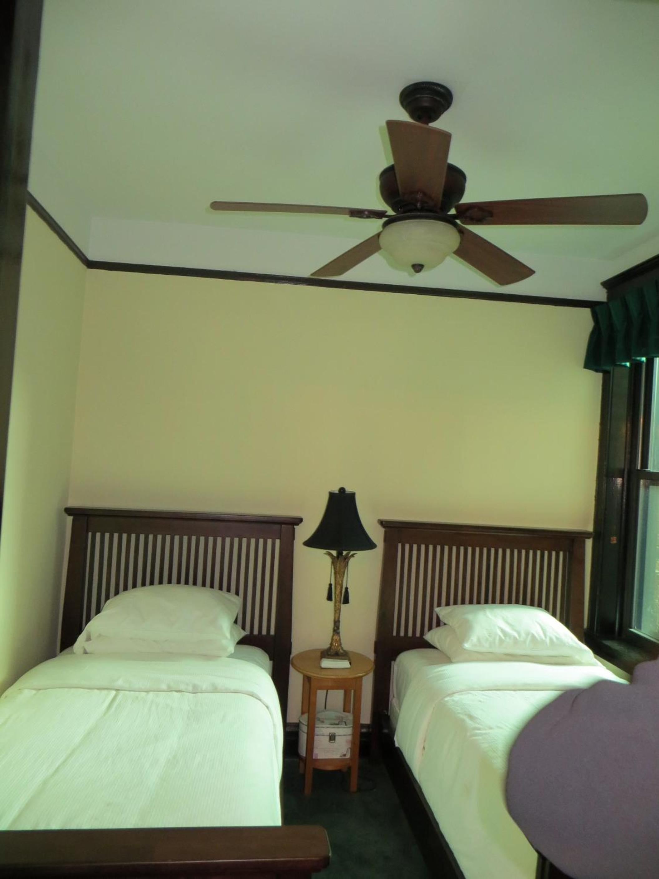 The Polo Inn Bridgeport U.S.A. view 4
