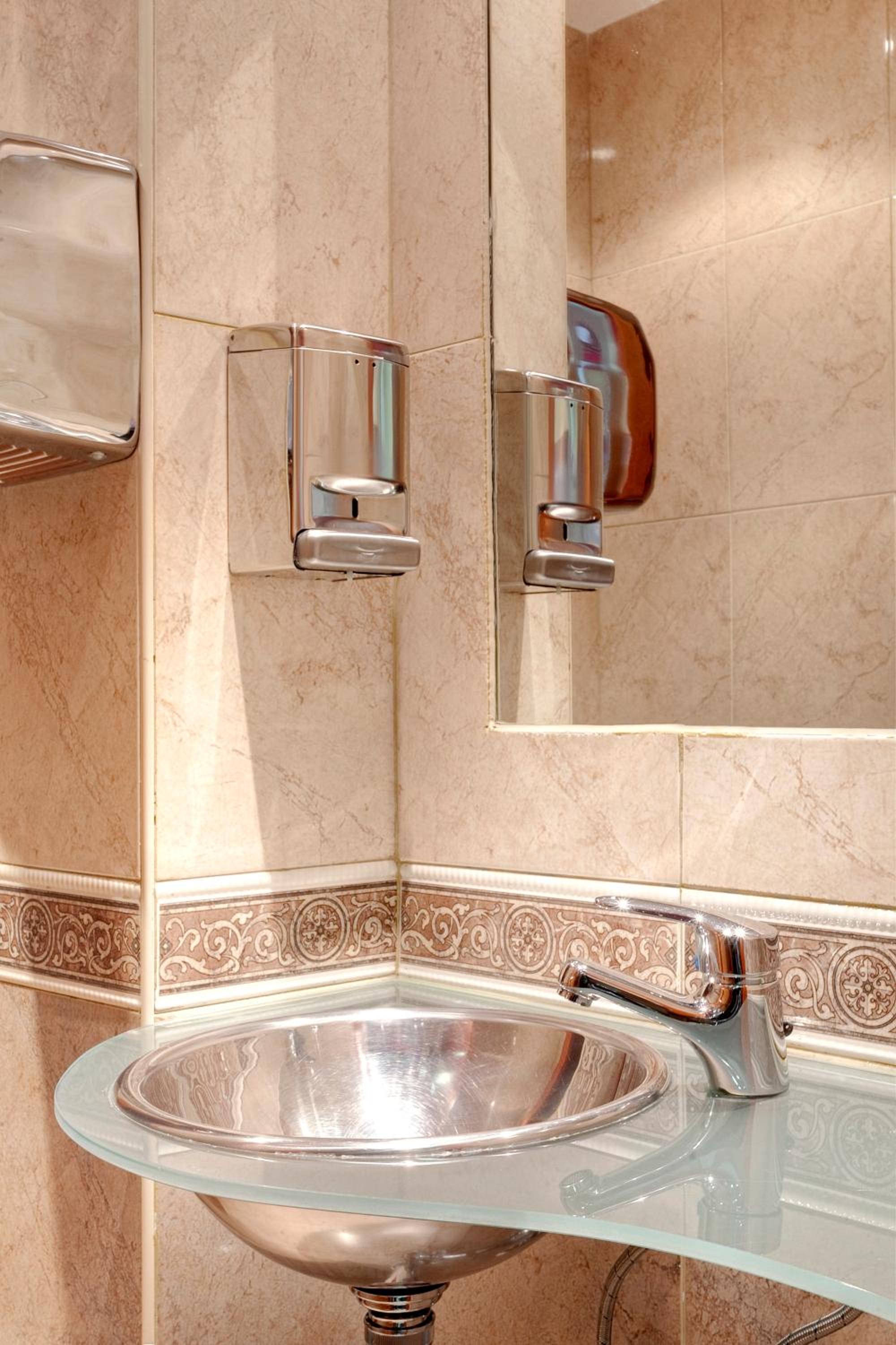 Torrejon de Ardoz Vacations - Hotel Madrid Torrejon Plaza - Property Image 9